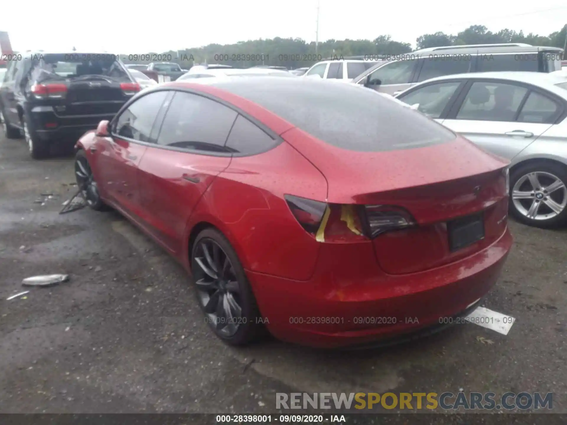 3 Photograph of a damaged car 5YJ3E1EB6LF664274 TESLA MODEL 3 2020