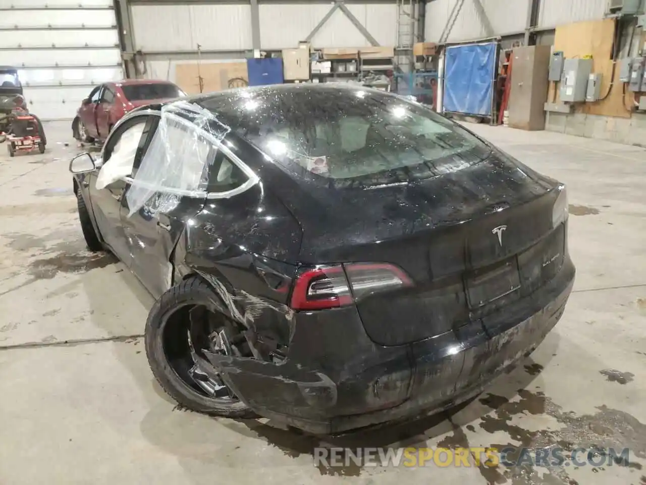 3 Photograph of a damaged car 5YJ3E1EB6LF670544 TESLA MODEL 3 2020