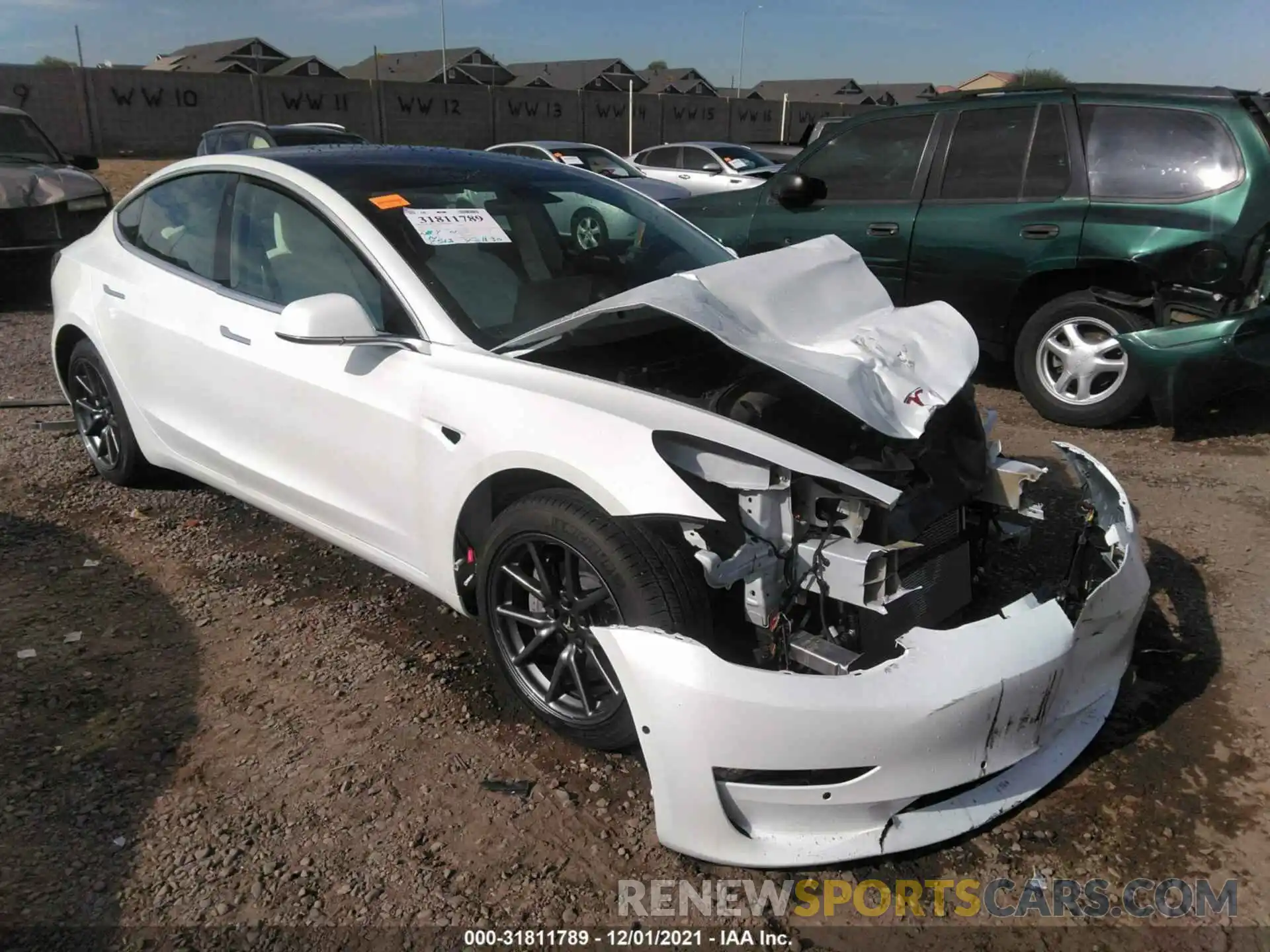 1 Photograph of a damaged car 5YJ3E1EB6LF712694 TESLA MODEL 3 2020