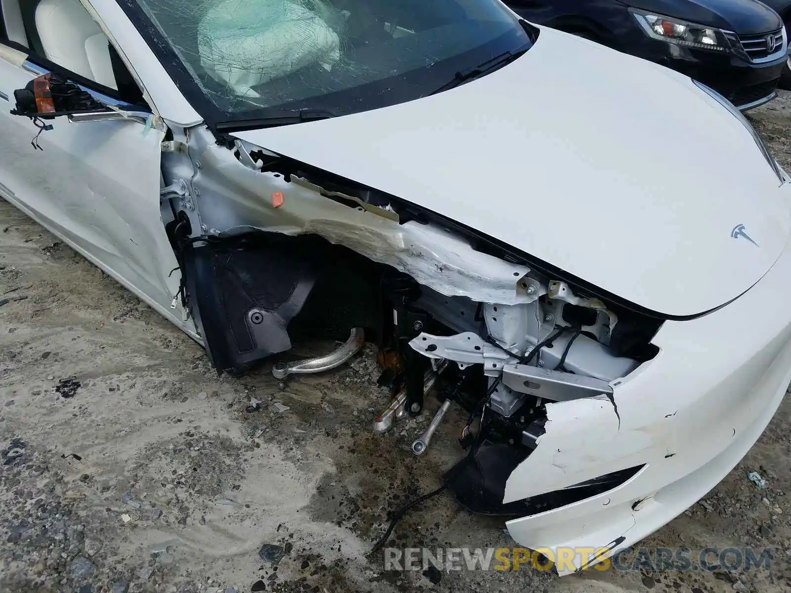 9 Photograph of a damaged car 5YJ3E1EB6LF719774 TESLA MODEL 3 2020