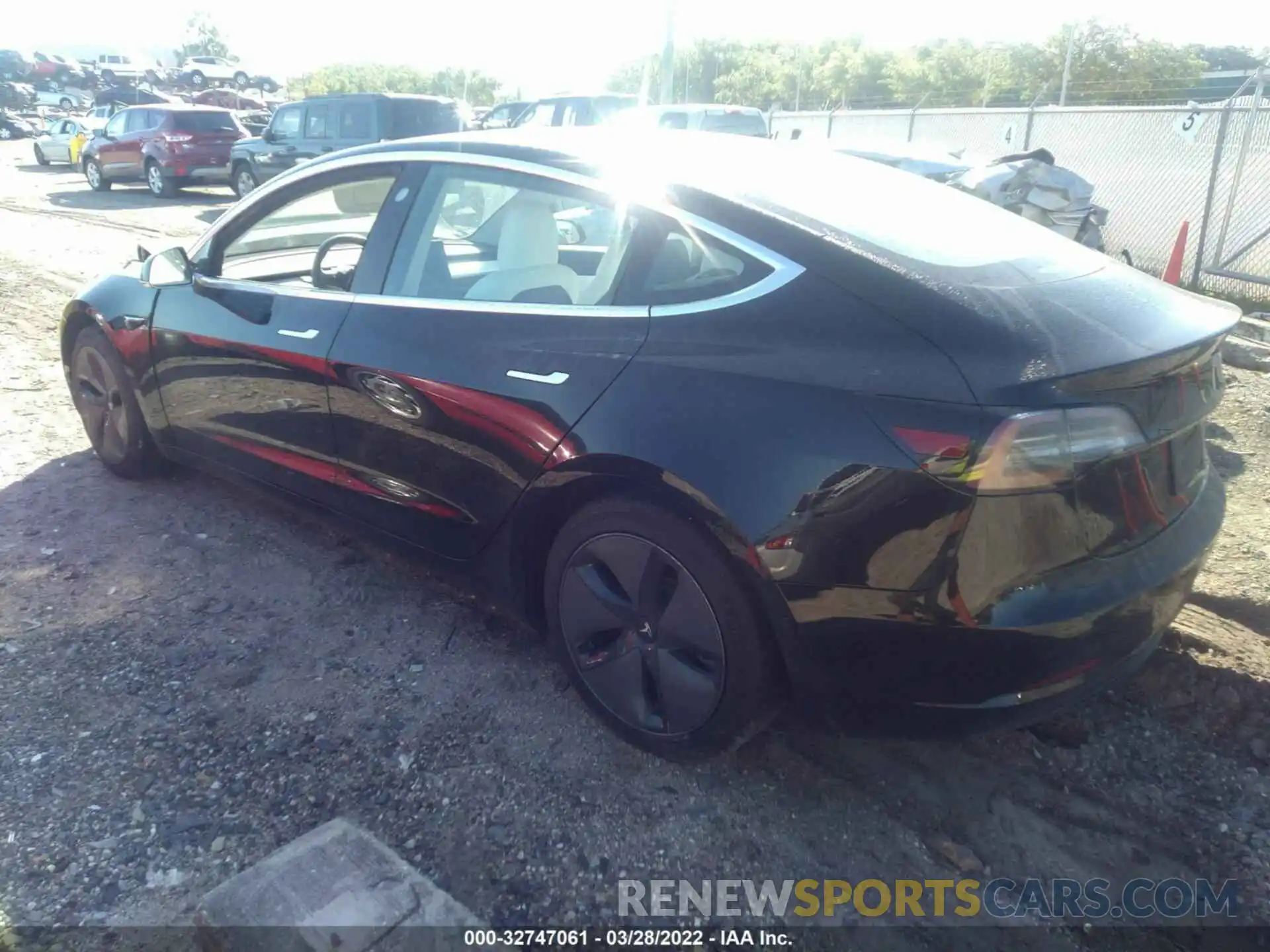 3 Photograph of a damaged car 5YJ3E1EB6LF742116 TESLA MODEL 3 2020