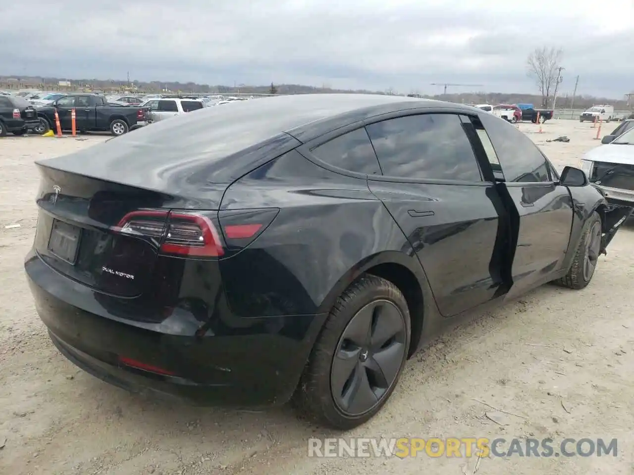 4 Photograph of a damaged car 5YJ3E1EB6LF744268 TESLA MODEL 3 2020