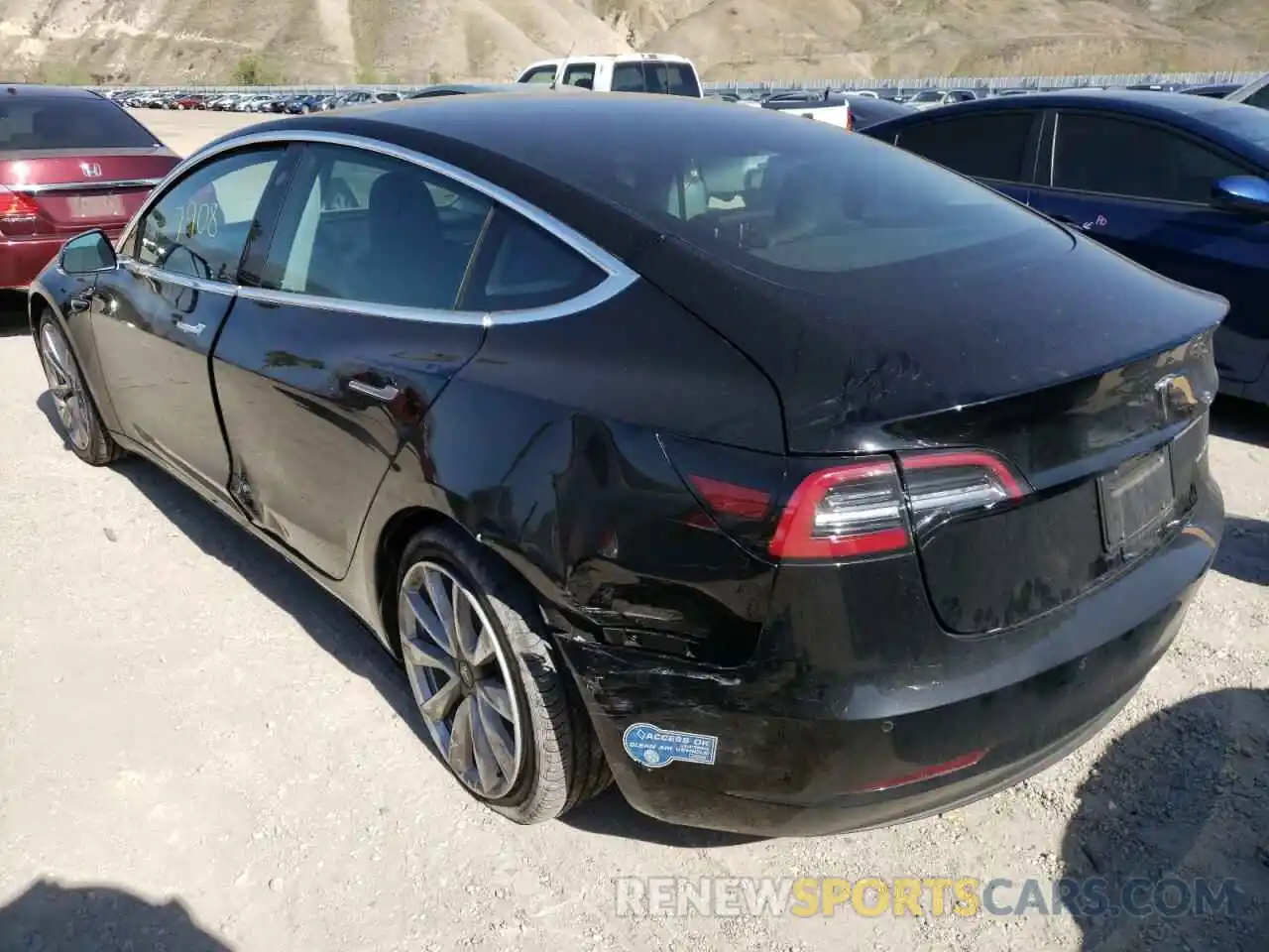 3 Photograph of a damaged car 5YJ3E1EB6LF746599 TESLA MODEL 3 2020