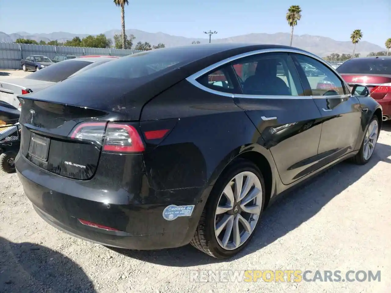 4 Photograph of a damaged car 5YJ3E1EB6LF746599 TESLA MODEL 3 2020