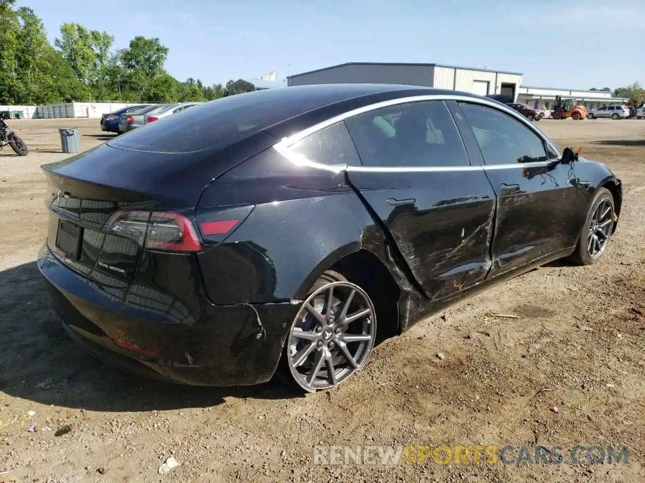 4 Photograph of a damaged car 5YJ3E1EB6LF774841 TESLA MODEL 3 2020