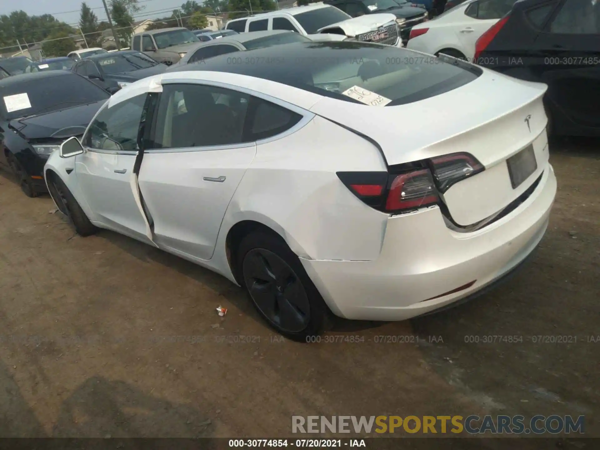 3 Photograph of a damaged car 5YJ3E1EB6LF774919 TESLA MODEL 3 2020