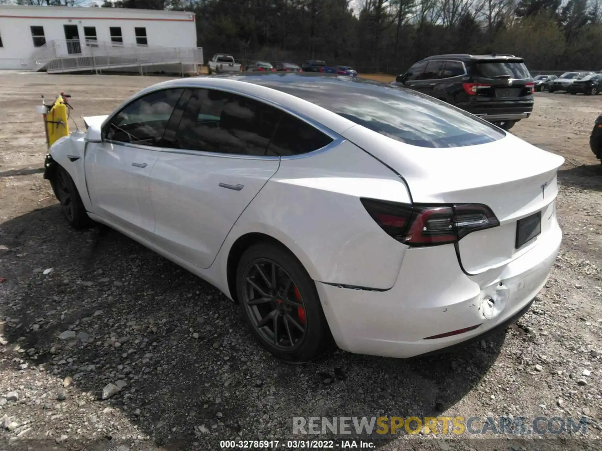 3 Photograph of a damaged car 5YJ3E1EB7LF619327 TESLA MODEL 3 2020