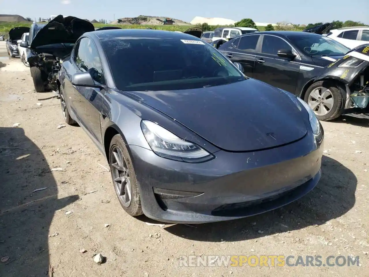 1 Photograph of a damaged car 5YJ3E1EB7LF619893 TESLA MODEL 3 2020