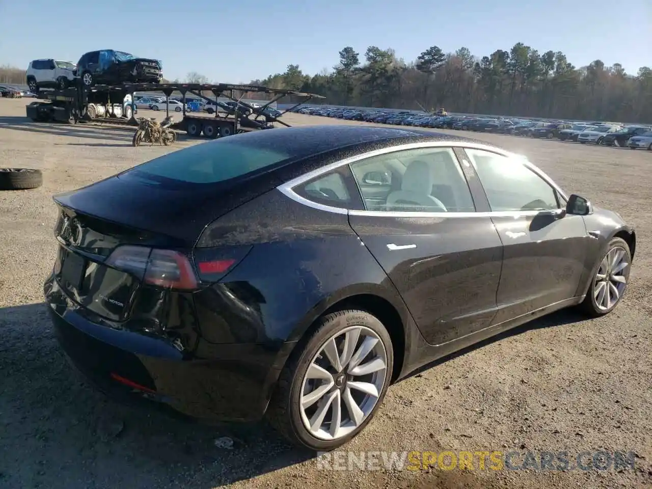 4 Photograph of a damaged car 5YJ3E1EB7LF622356 TESLA MODEL 3 2020