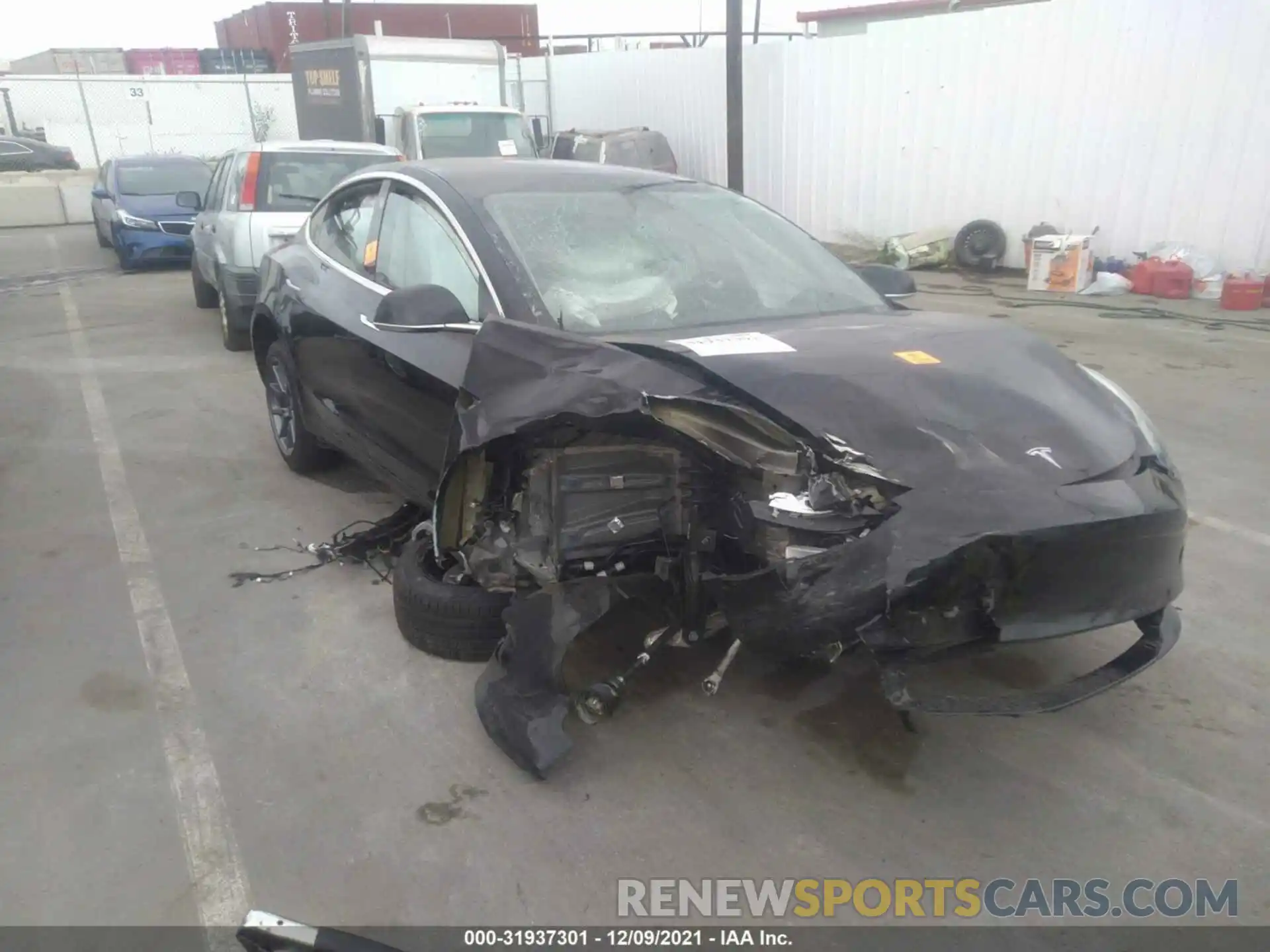 1 Photograph of a damaged car 5YJ3E1EB7LF628562 TESLA MODEL 3 2020