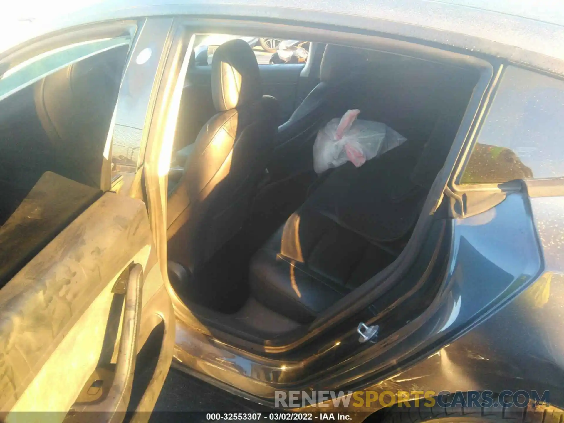 8 Photograph of a damaged car 5YJ3E1EB7LF635379 TESLA MODEL 3 2020