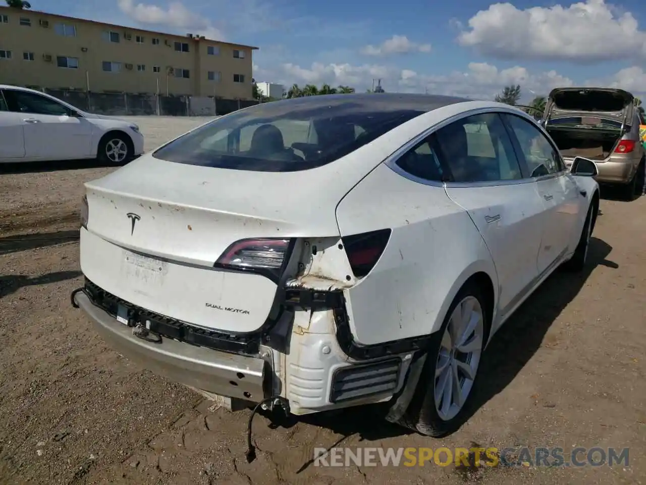 4 Photograph of a damaged car 5YJ3E1EB7LF638718 TESLA MODEL 3 2020