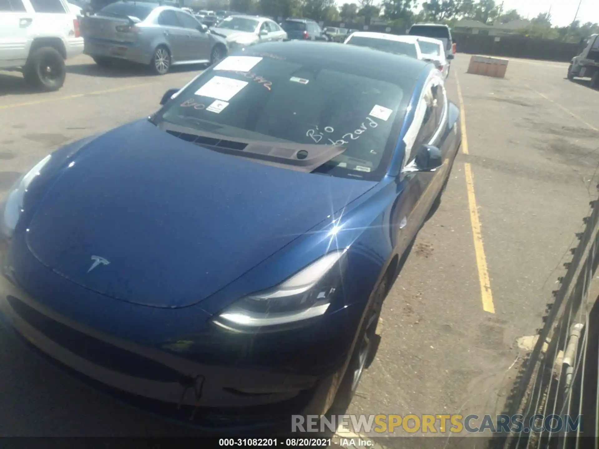 2 Photograph of a damaged car 5YJ3E1EB7LF639366 TESLA MODEL 3 2020