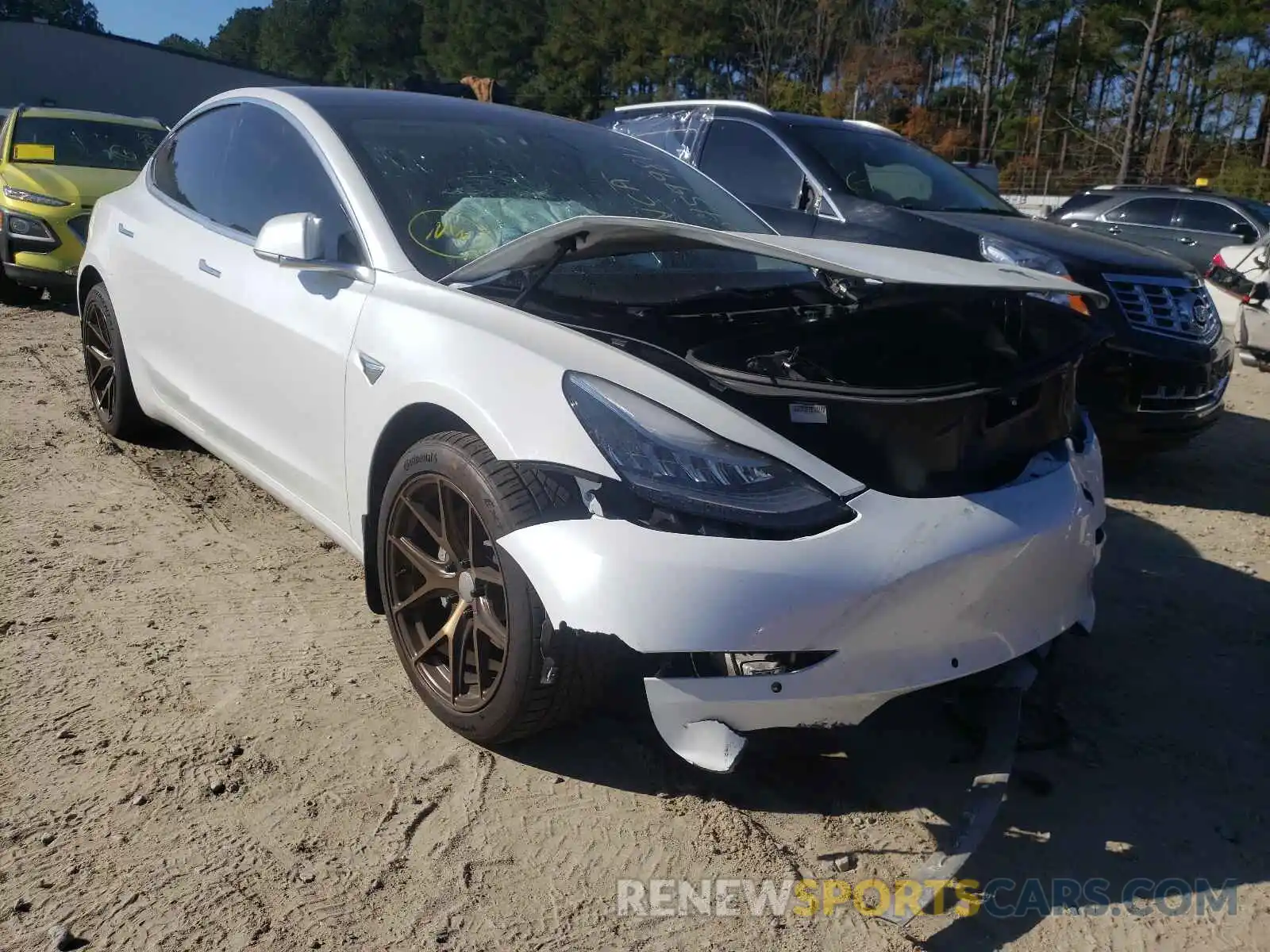 1 Photograph of a damaged car 5YJ3E1EB7LF665062 TESLA MODEL 3 2020