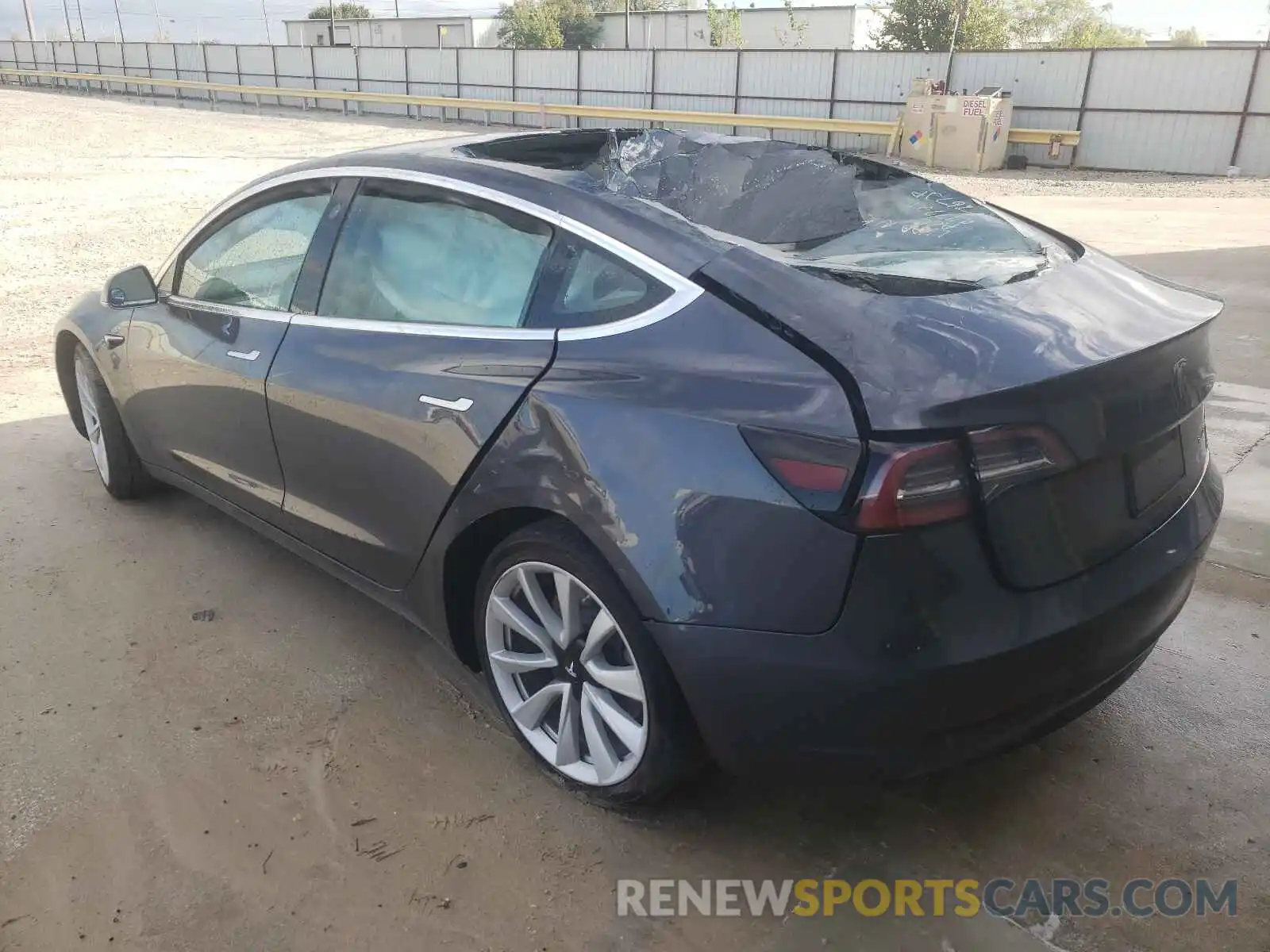 3 Photograph of a damaged car 5YJ3E1EB7LF668779 TESLA MODEL 3 2020