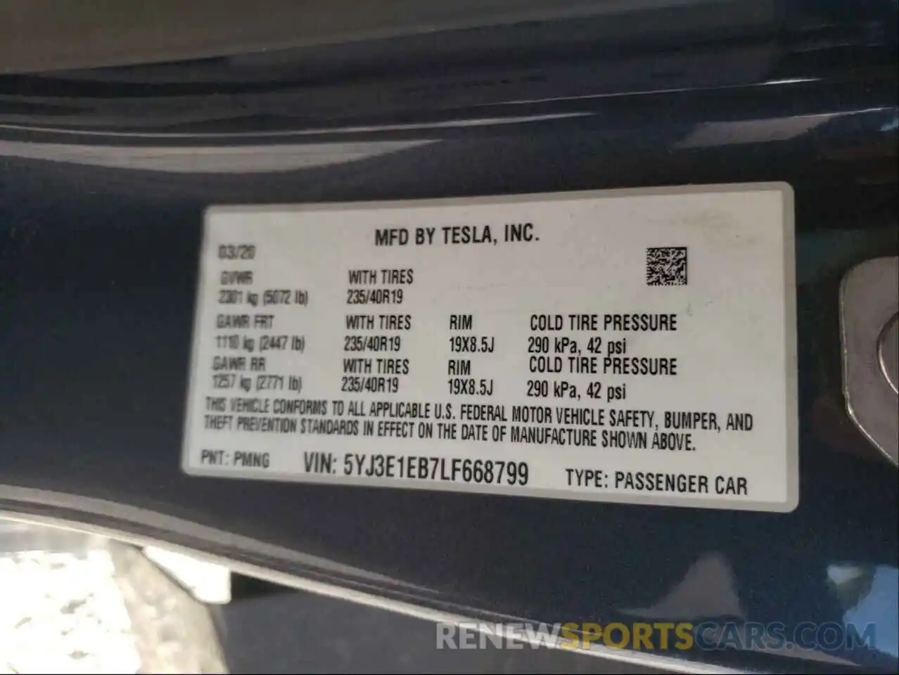 10 Photograph of a damaged car 5YJ3E1EB7LF668799 TESLA MODEL 3 2020