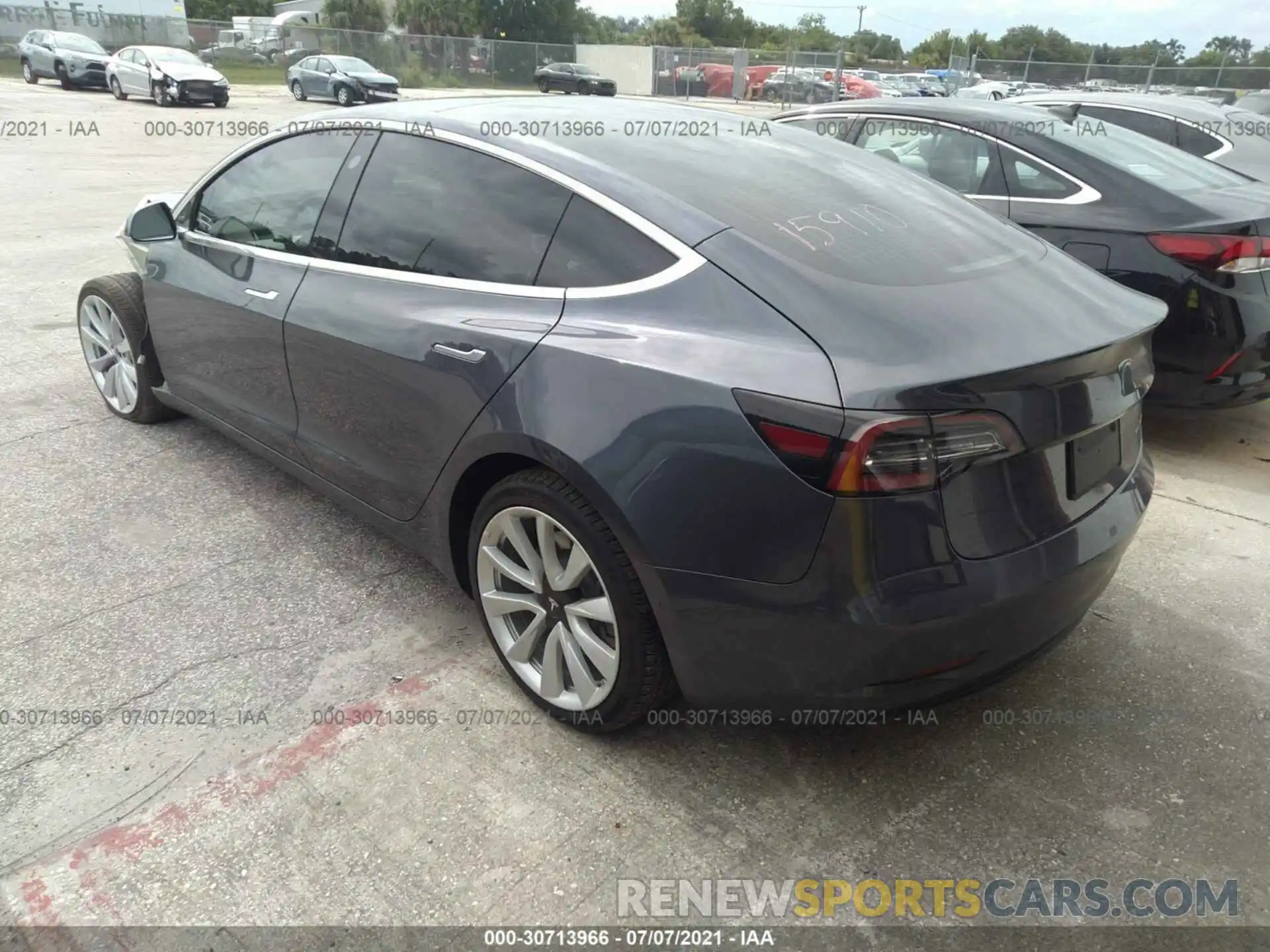 3 Photograph of a damaged car 5YJ3E1EB7LF668804 TESLA MODEL 3 2020