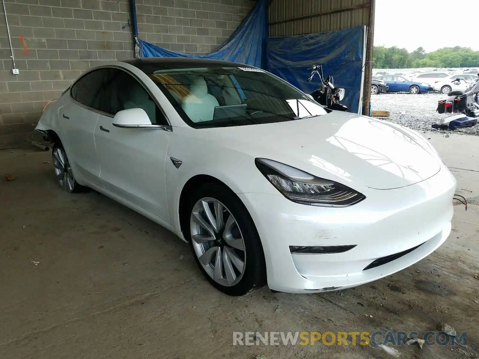 1 Photograph of a damaged car 5YJ3E1EB7LF703762 TESLA MODEL 3 2020