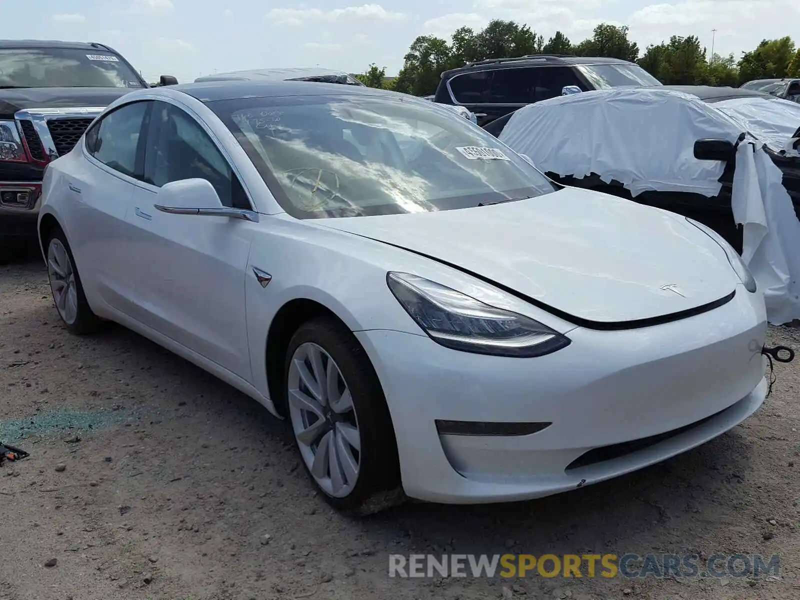 1 Photograph of a damaged car 5YJ3E1EB7LF712395 TESLA MODEL 3 2020