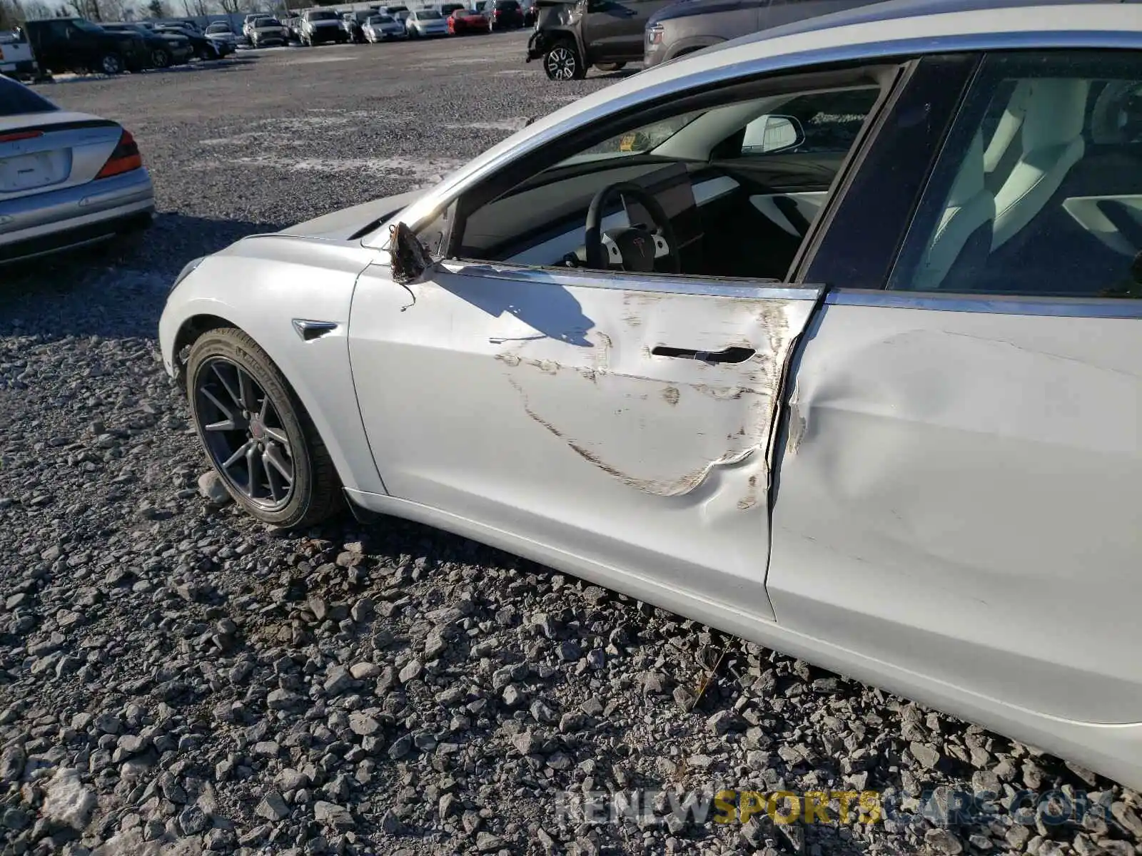 9 Photograph of a damaged car 5YJ3E1EB7LF716690 TESLA MODEL 3 2020
