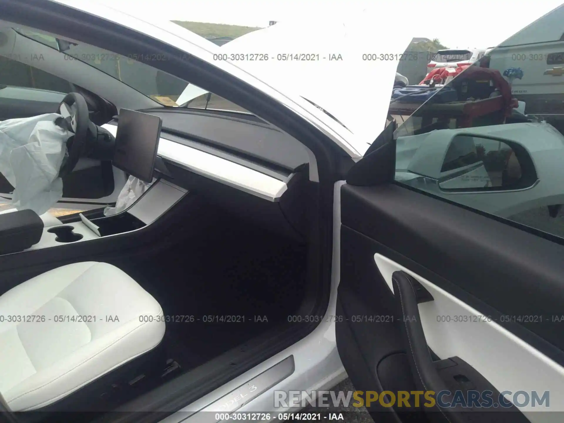 5 Photograph of a damaged car 5YJ3E1EB7LF720156 TESLA MODEL 3 2020