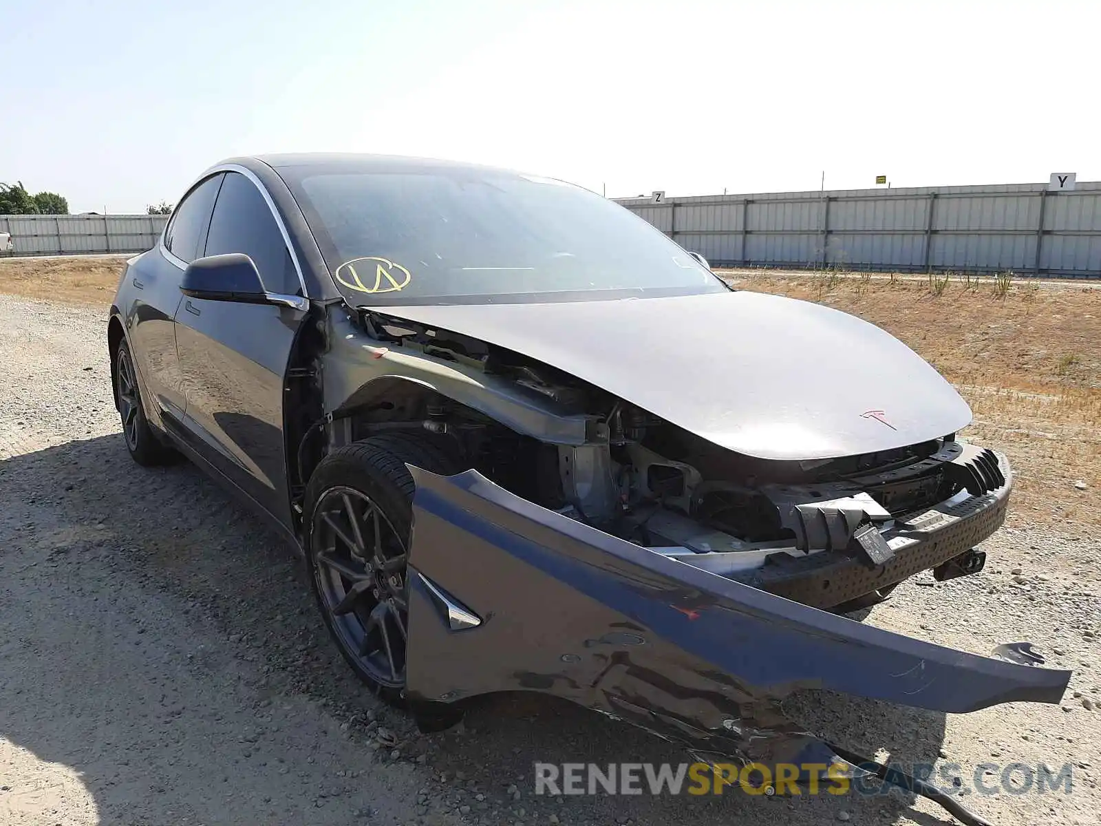 1 Photograph of a damaged car 5YJ3E1EB7LF741461 TESLA MODEL 3 2020