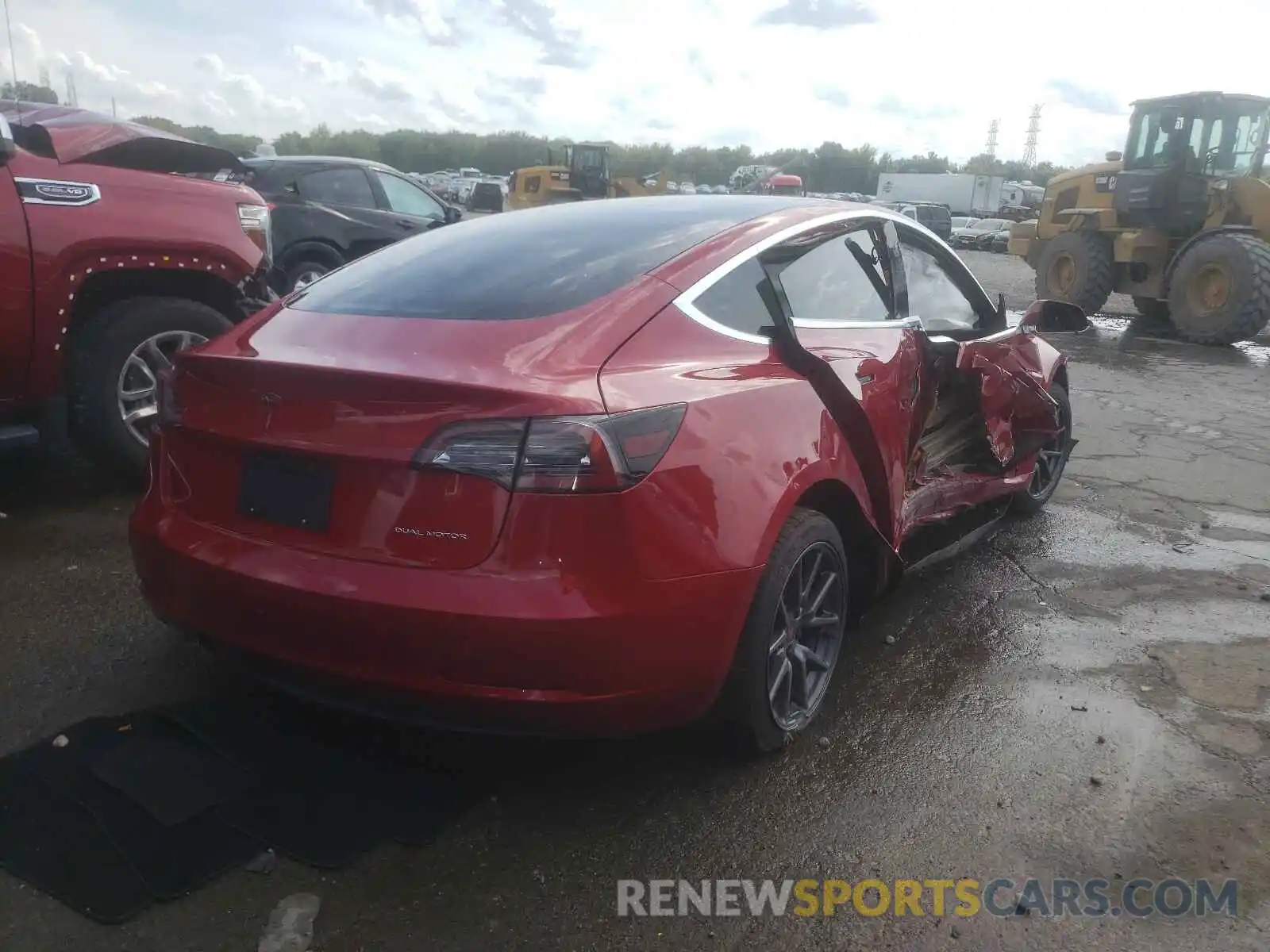 4 Photograph of a damaged car 5YJ3E1EB7LF794905 TESLA MODEL 3 2020