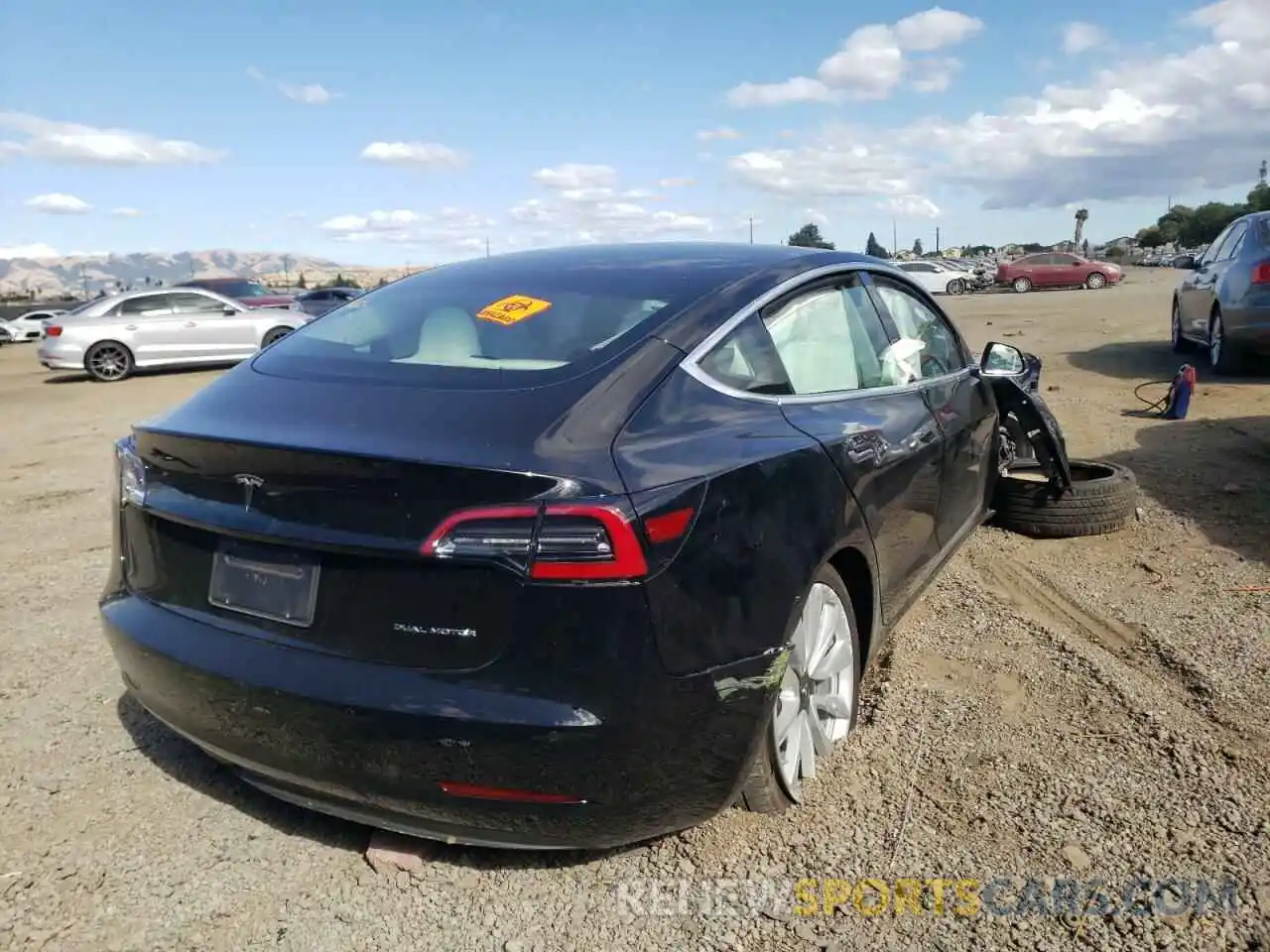 4 Фотография поврежденного автомобиля 5YJ3E1EB7LF801805 TESLA MODEL 3 2020