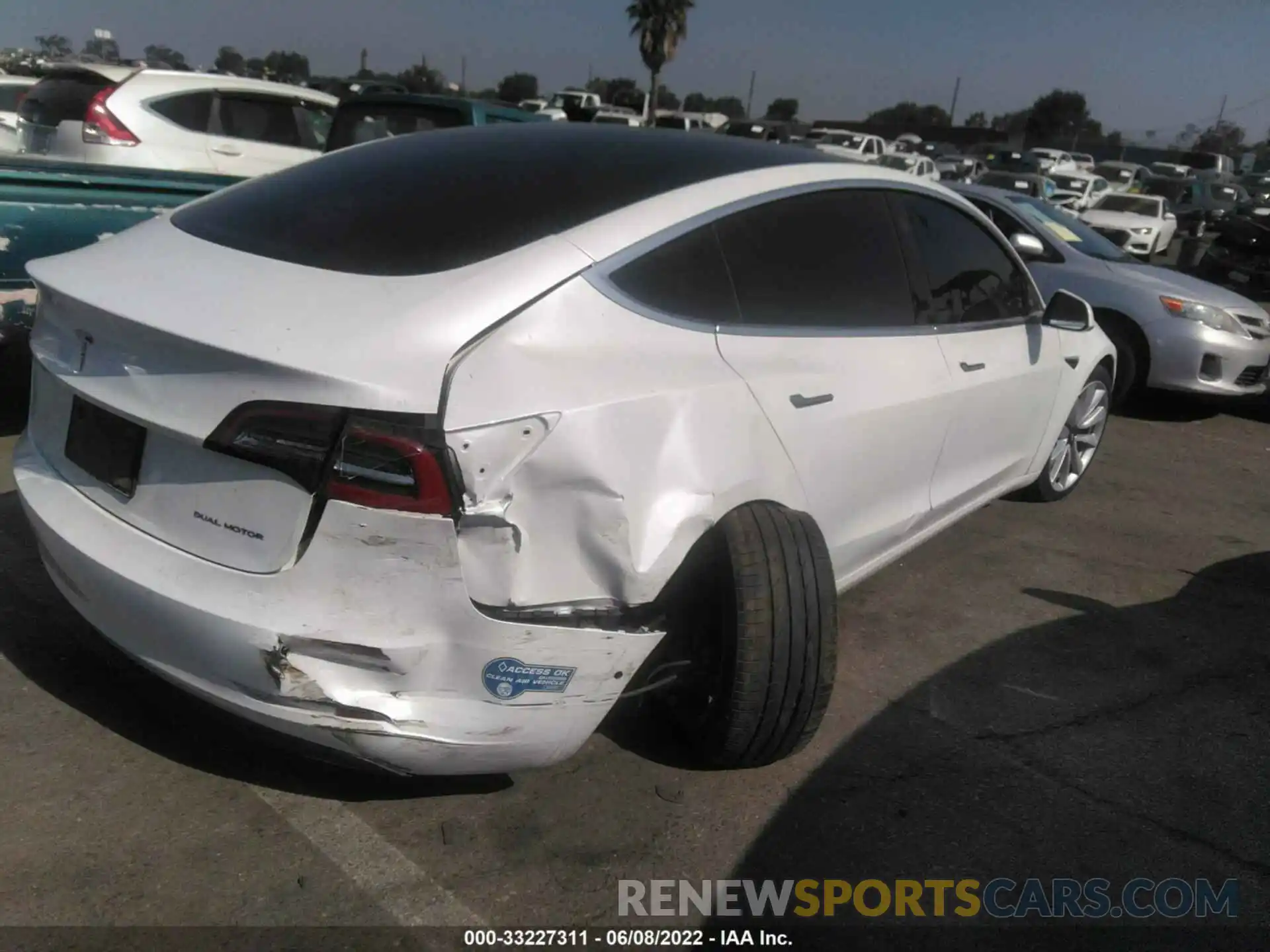 4 Photograph of a damaged car 5YJ3E1EB7LF801996 TESLA MODEL 3 2020