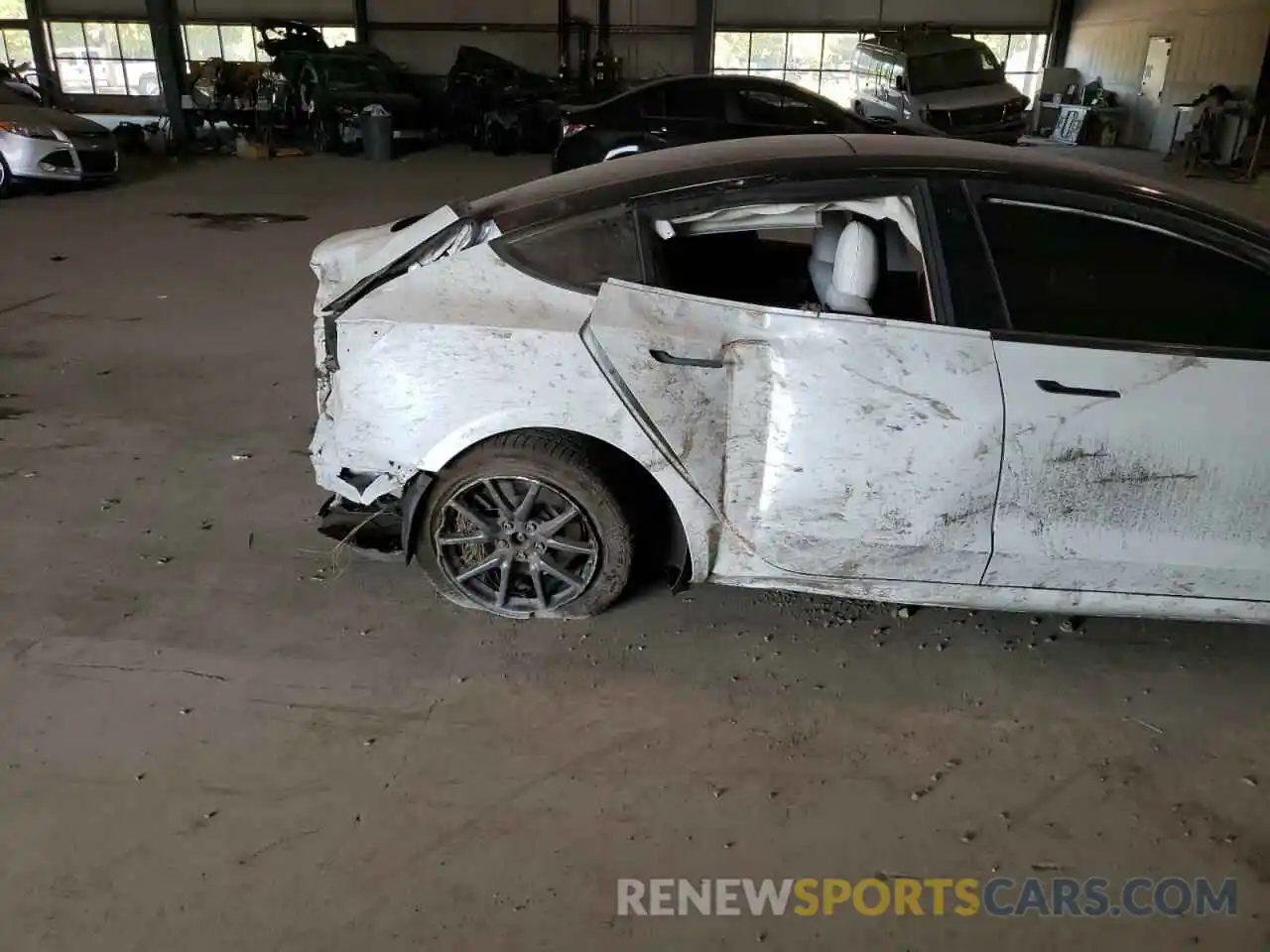 9 Photograph of a damaged car 5YJ3E1EB7LF806695 TESLA MODEL 3 2020