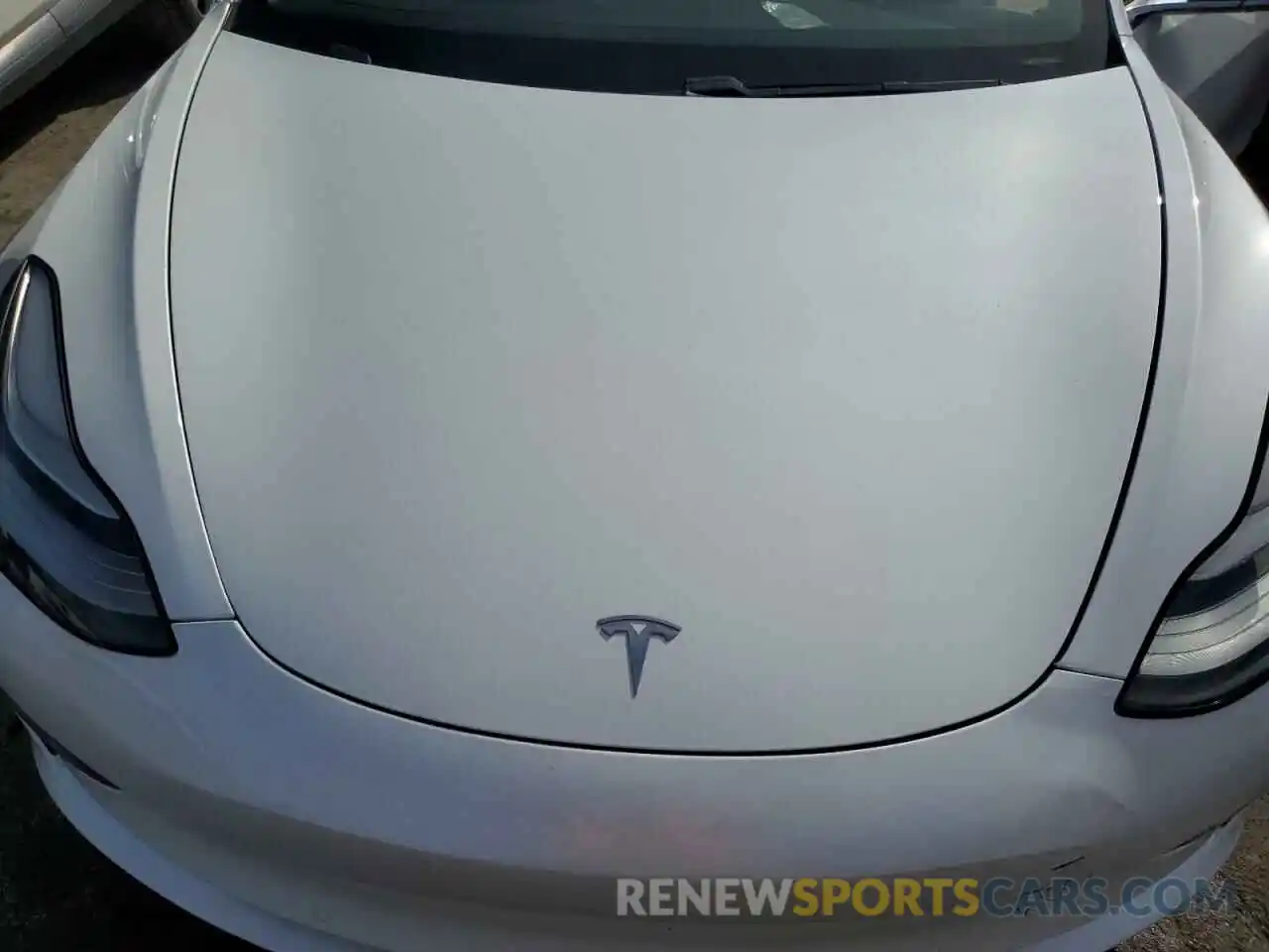 11 Photograph of a damaged car 5YJ3E1EB8LF589111 TESLA MODEL 3 2020