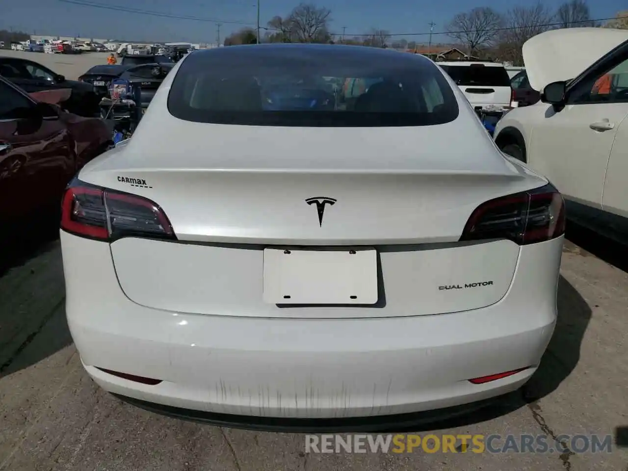 6 Photograph of a damaged car 5YJ3E1EB8LF589111 TESLA MODEL 3 2020