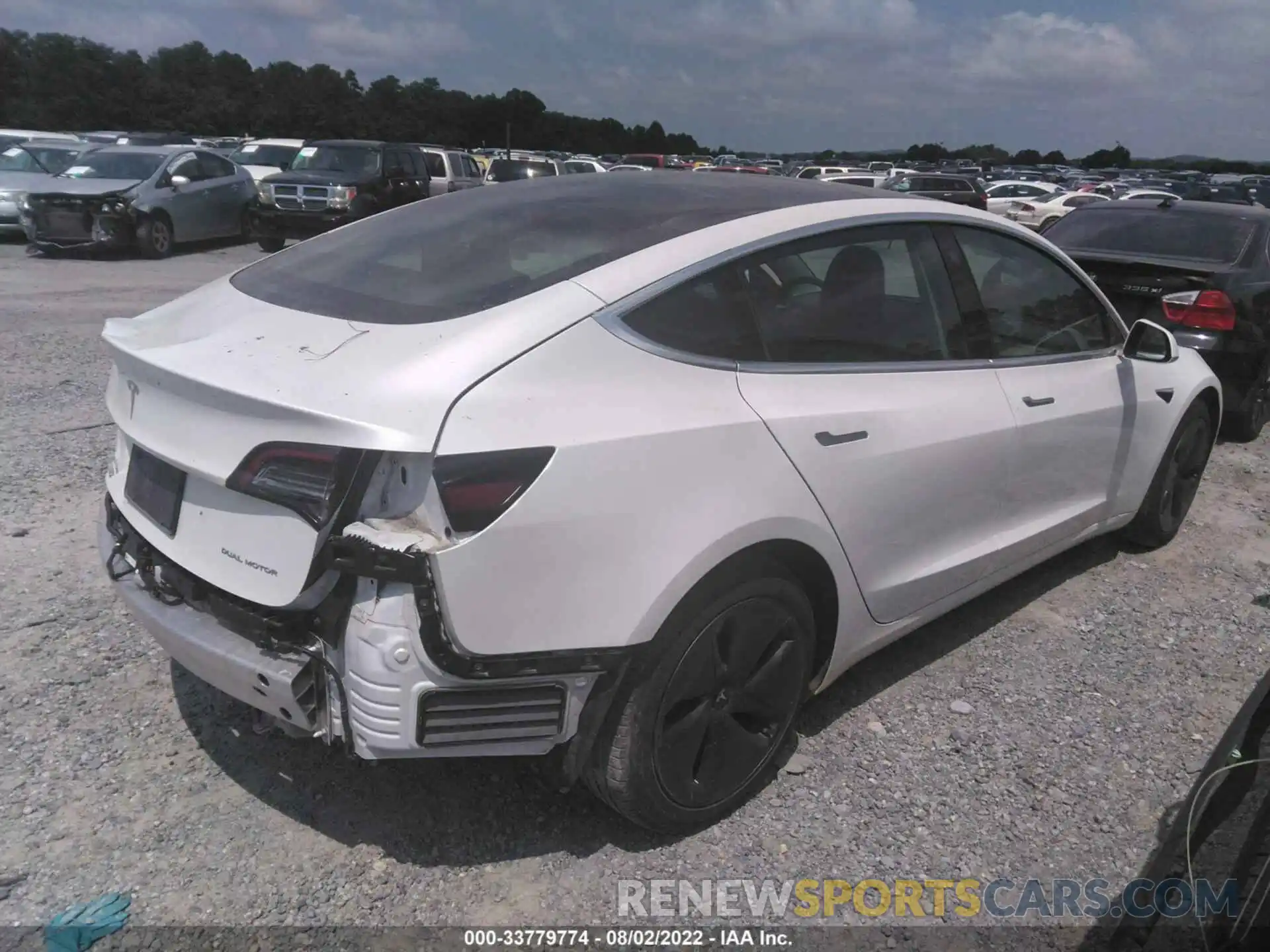 4 Photograph of a damaged car 5YJ3E1EB8LF617974 TESLA MODEL 3 2020