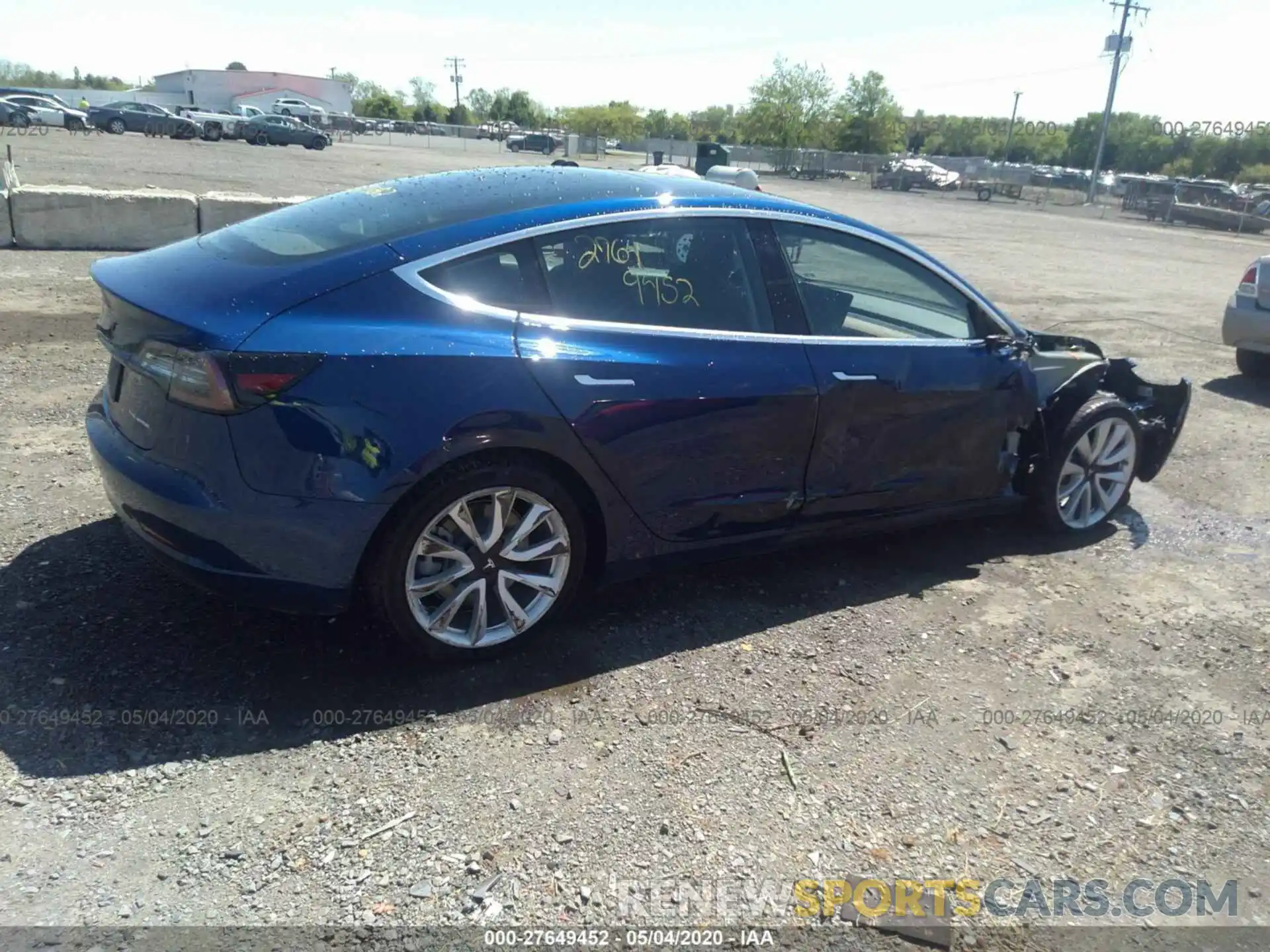 4 Photograph of a damaged car 5YJ3E1EB8LF620566 TESLA MODEL 3 2020