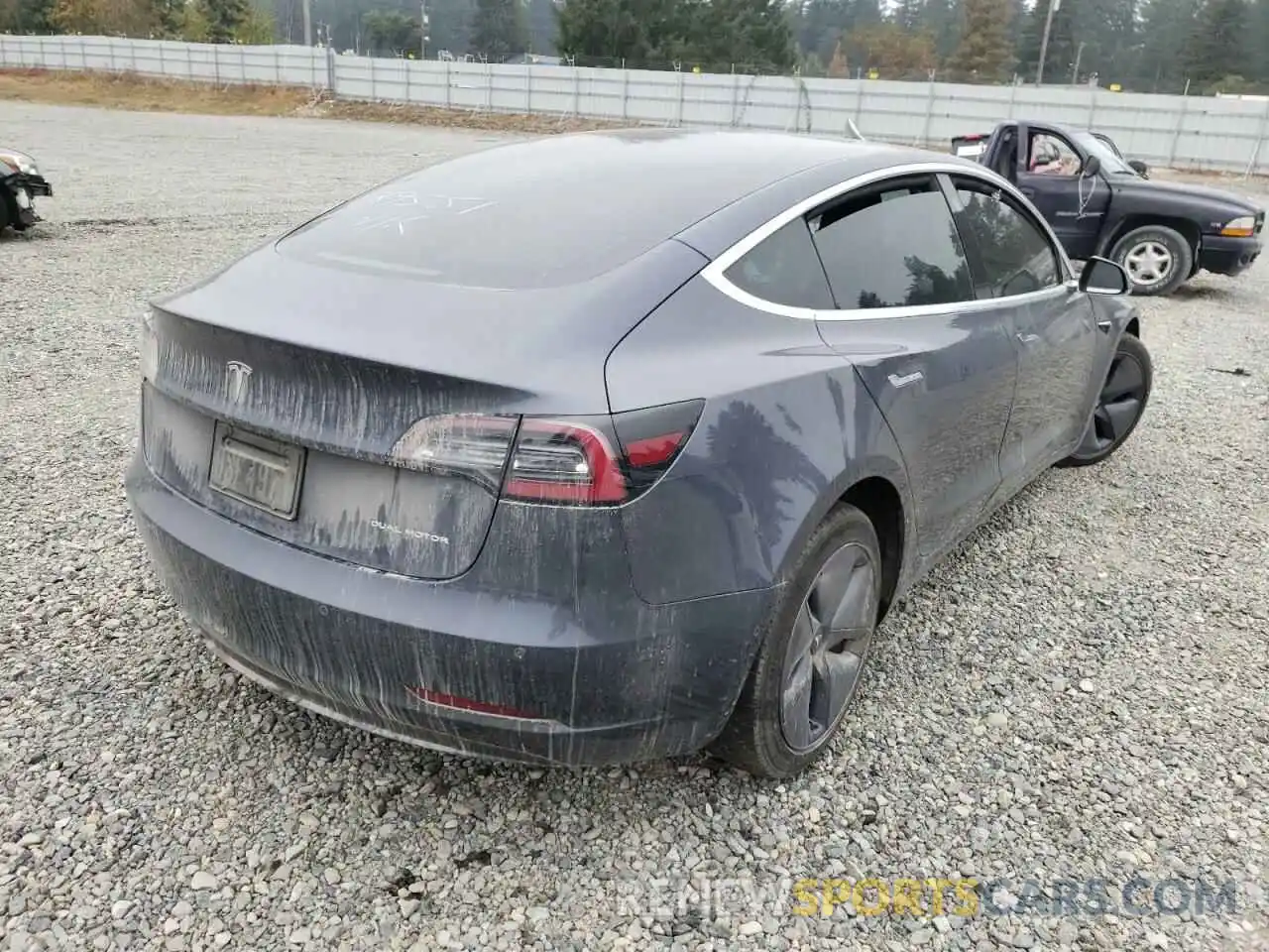 4 Фотография поврежденного автомобиля 5YJ3E1EB8LF635455 TESLA MODEL 3 2020