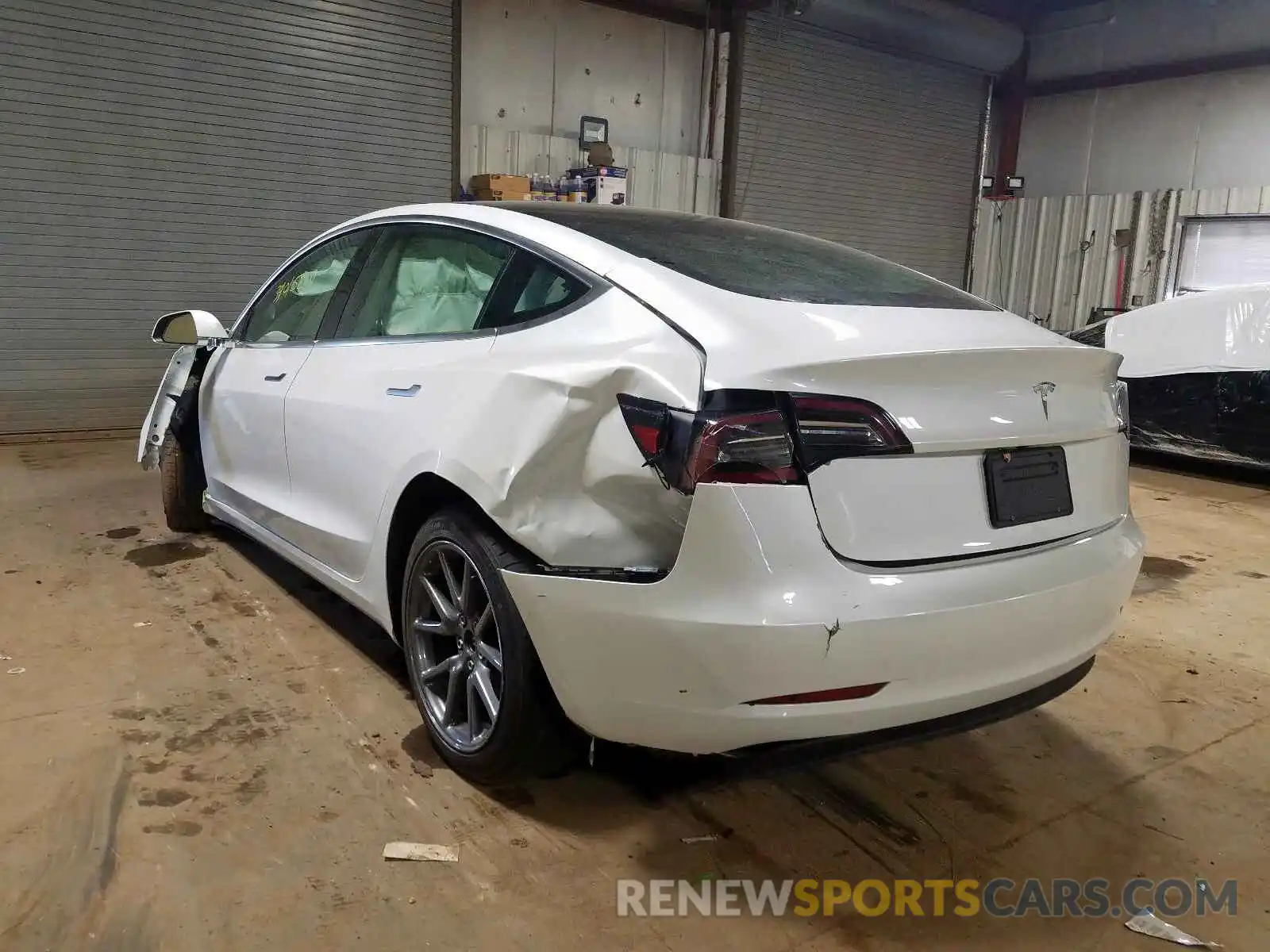 3 Photograph of a damaged car 5YJ3E1EB8LF636685 TESLA MODEL 3 2020