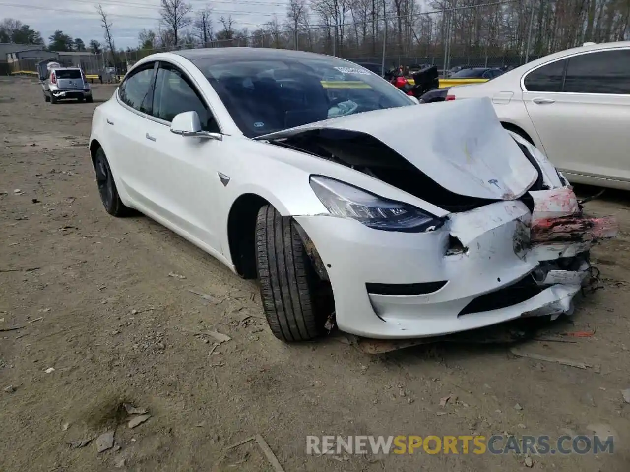 1 Photograph of a damaged car 5YJ3E1EB8LF650697 TESLA MODEL 3 2020