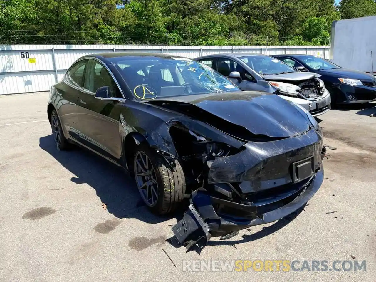 1 Photograph of a damaged car 5YJ3E1EB8LF662901 TESLA MODEL 3 2020