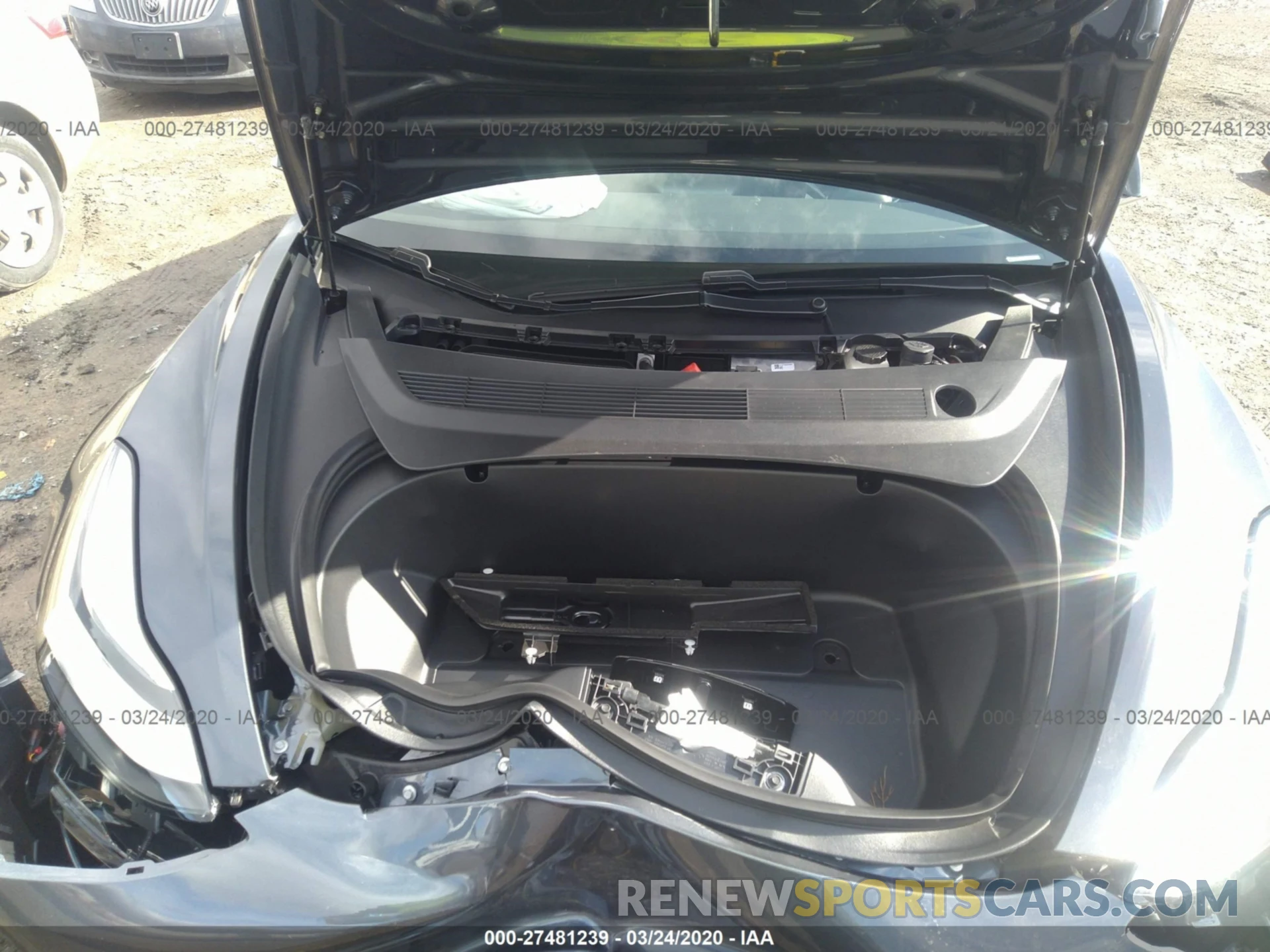 10 Photograph of a damaged car 5YJ3E1EB8LF663224 TESLA MODEL 3 2020