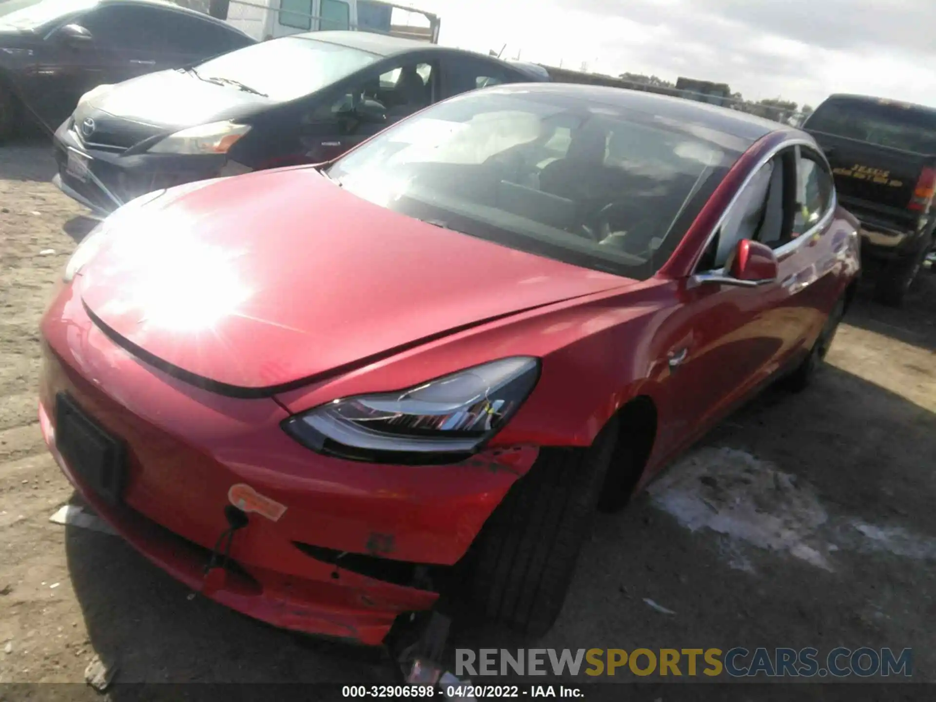 2 Photograph of a damaged car 5YJ3E1EB8LF711000 TESLA MODEL 3 2020