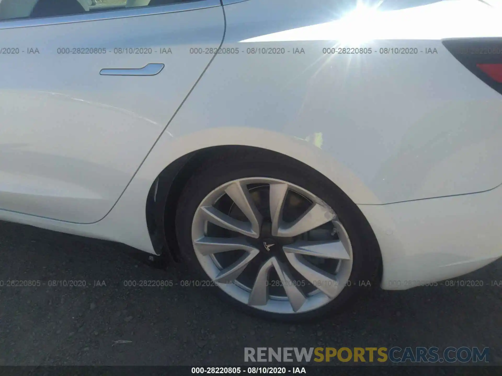 6 Photograph of a damaged car 5YJ3E1EB8LF719792 TESLA MODEL 3 2020