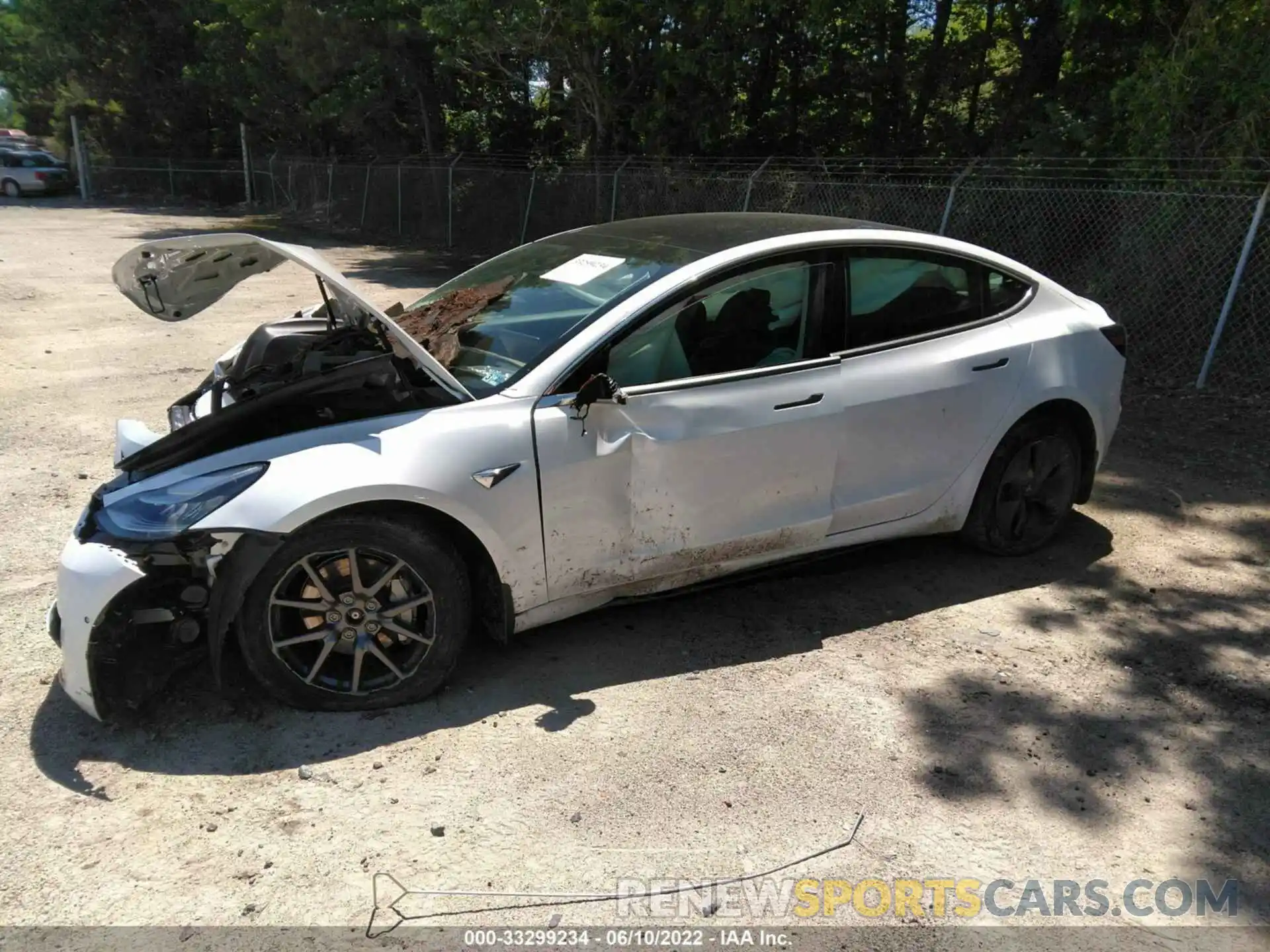 2 Photograph of a damaged car 5YJ3E1EB8LF735183 TESLA MODEL 3 2020