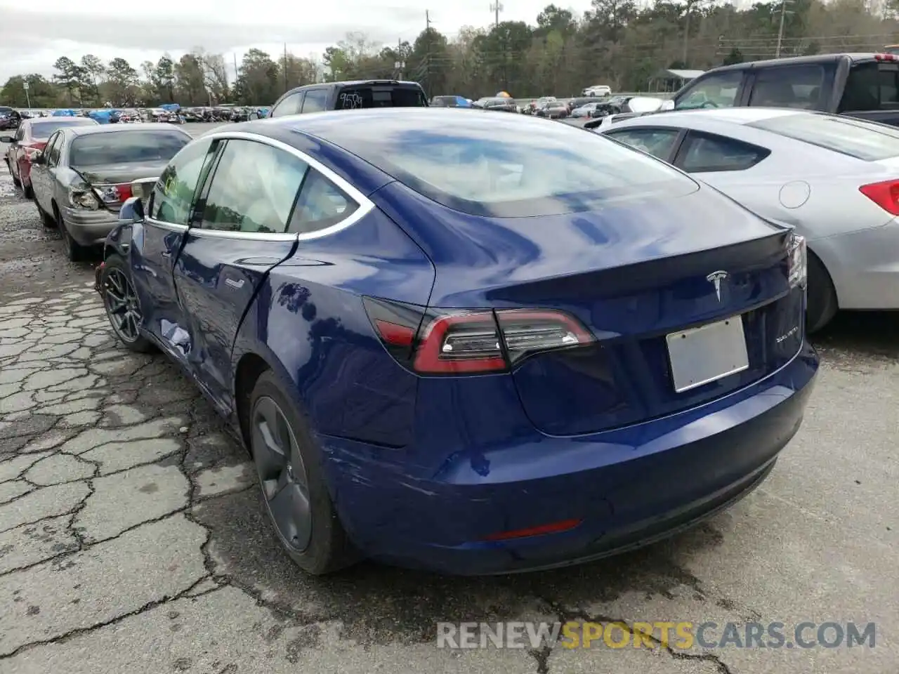 3 Photograph of a damaged car 5YJ3E1EB8LF801635 TESLA MODEL 3 2020