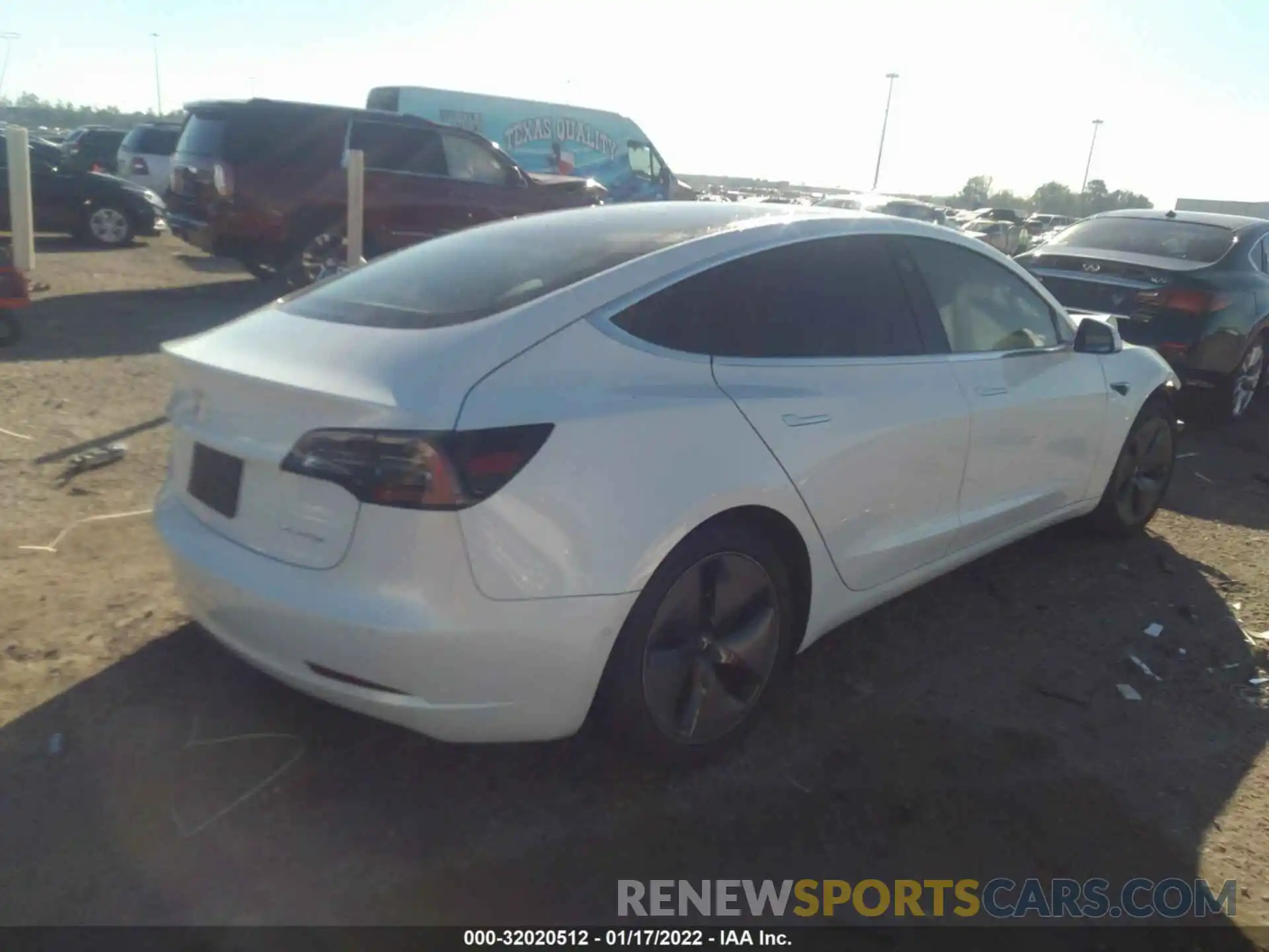 4 Photograph of a damaged car 5YJ3E1EB9LF520962 TESLA MODEL 3 2020