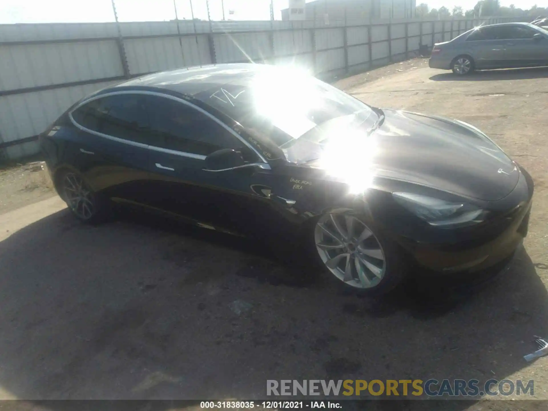 1 Photograph of a damaged car 5YJ3E1EB9LF600472 TESLA MODEL 3 2020