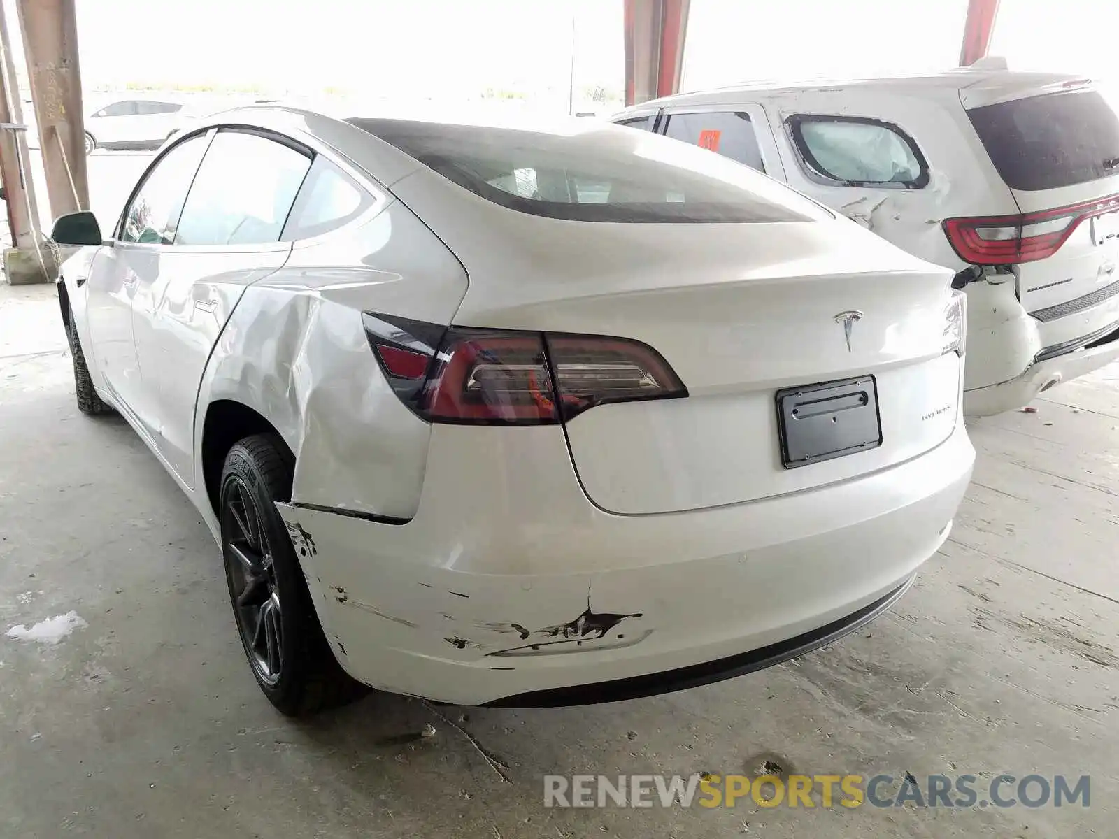 3 Photograph of a damaged car 5YJ3E1EB9LF607048 TESLA MODEL 3 2020