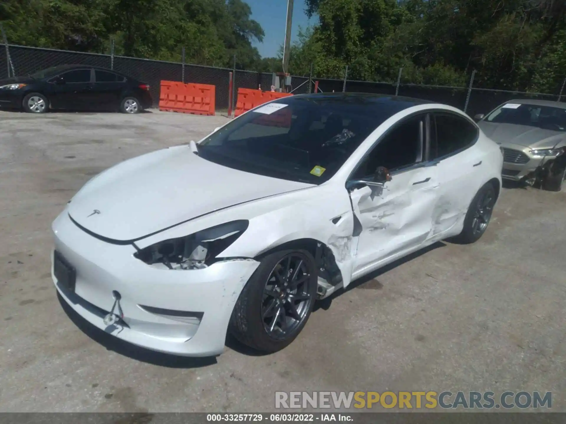 2 Photograph of a damaged car 5YJ3E1EB9LF617840 TESLA MODEL 3 2020