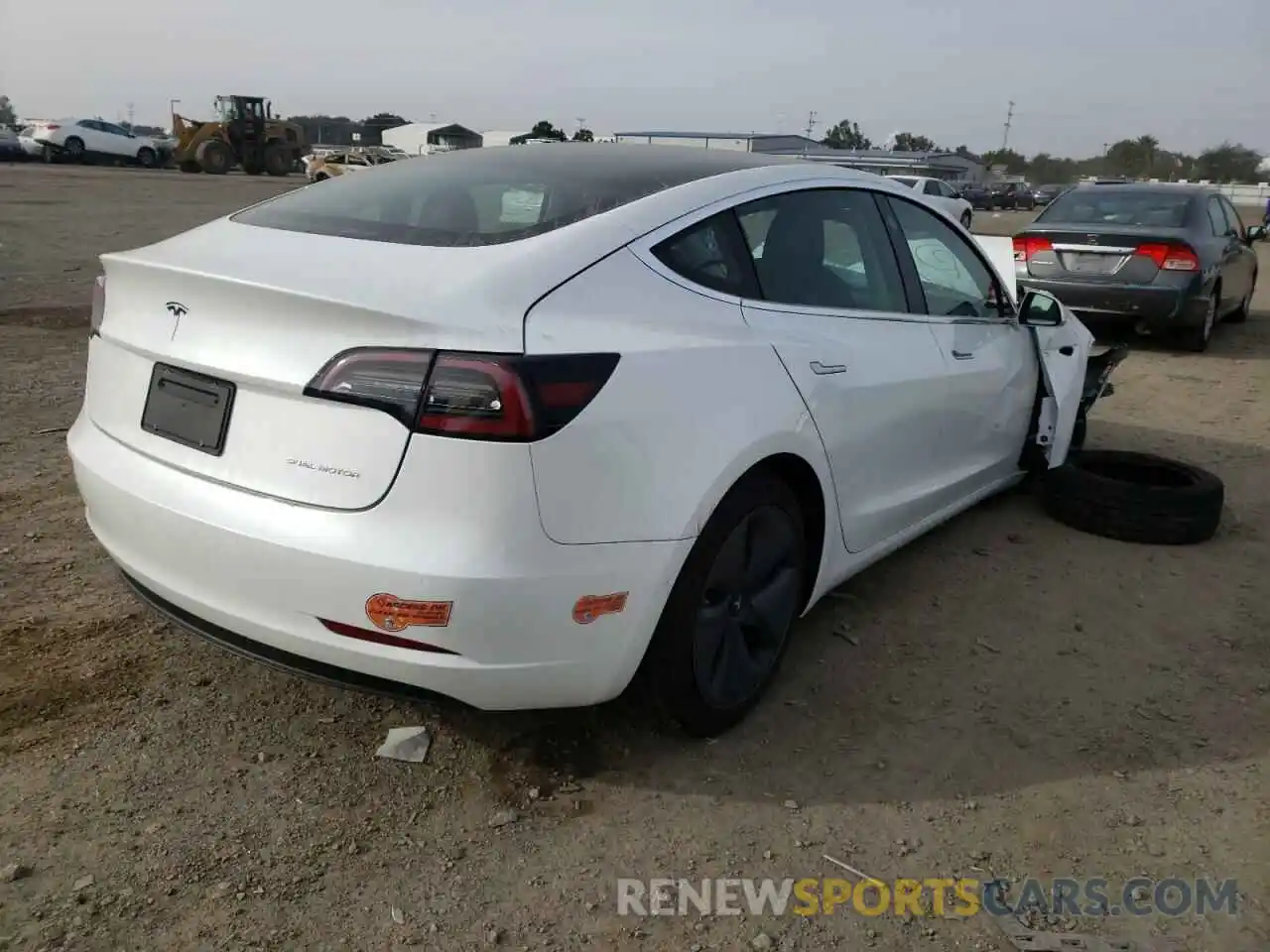 4 Фотография поврежденного автомобиля 5YJ3E1EB9LF619698 TESLA MODEL 3 2020