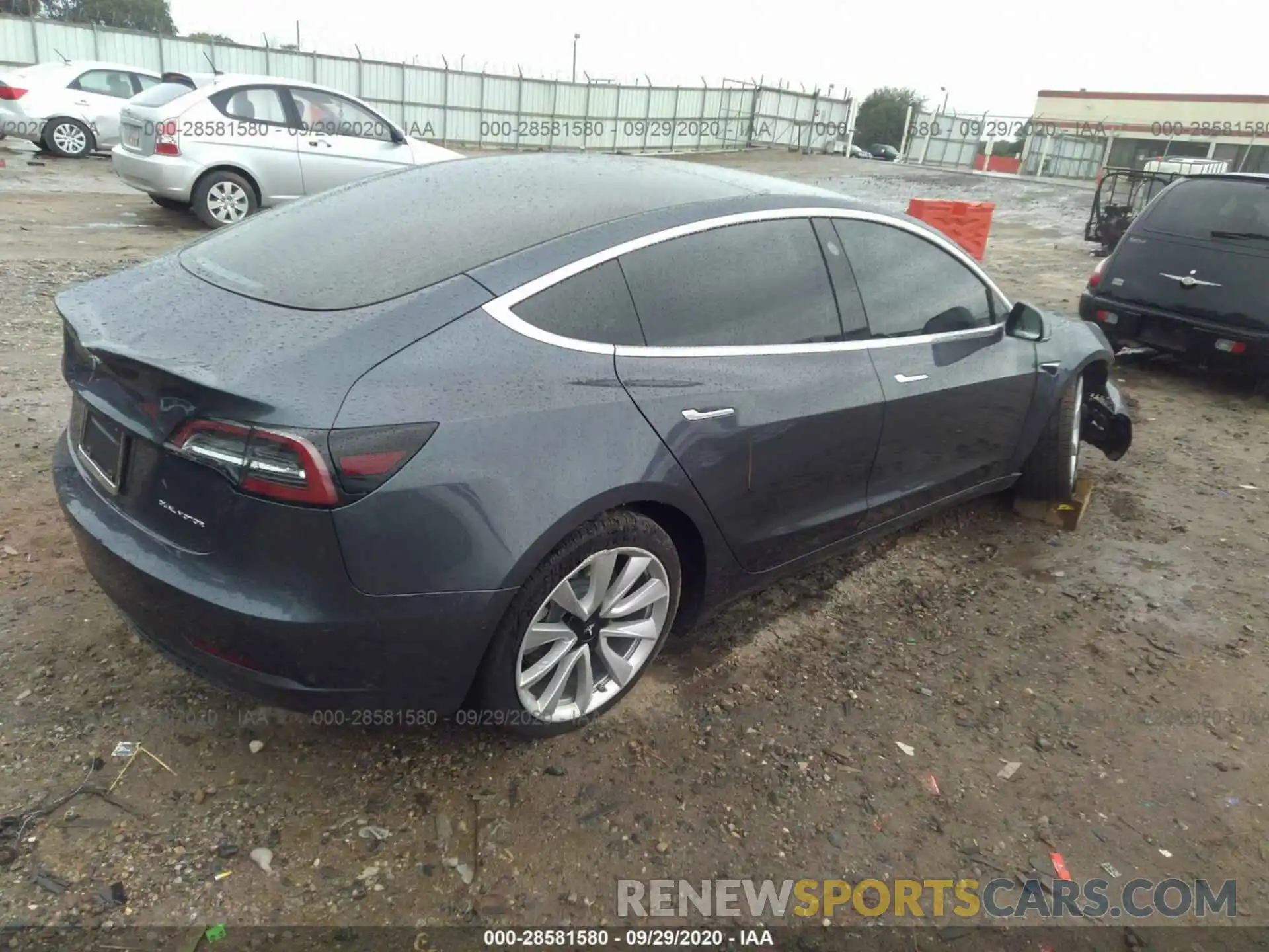 4 Фотография поврежденного автомобиля 5YJ3E1EB9LF620169 TESLA MODEL 3 2020