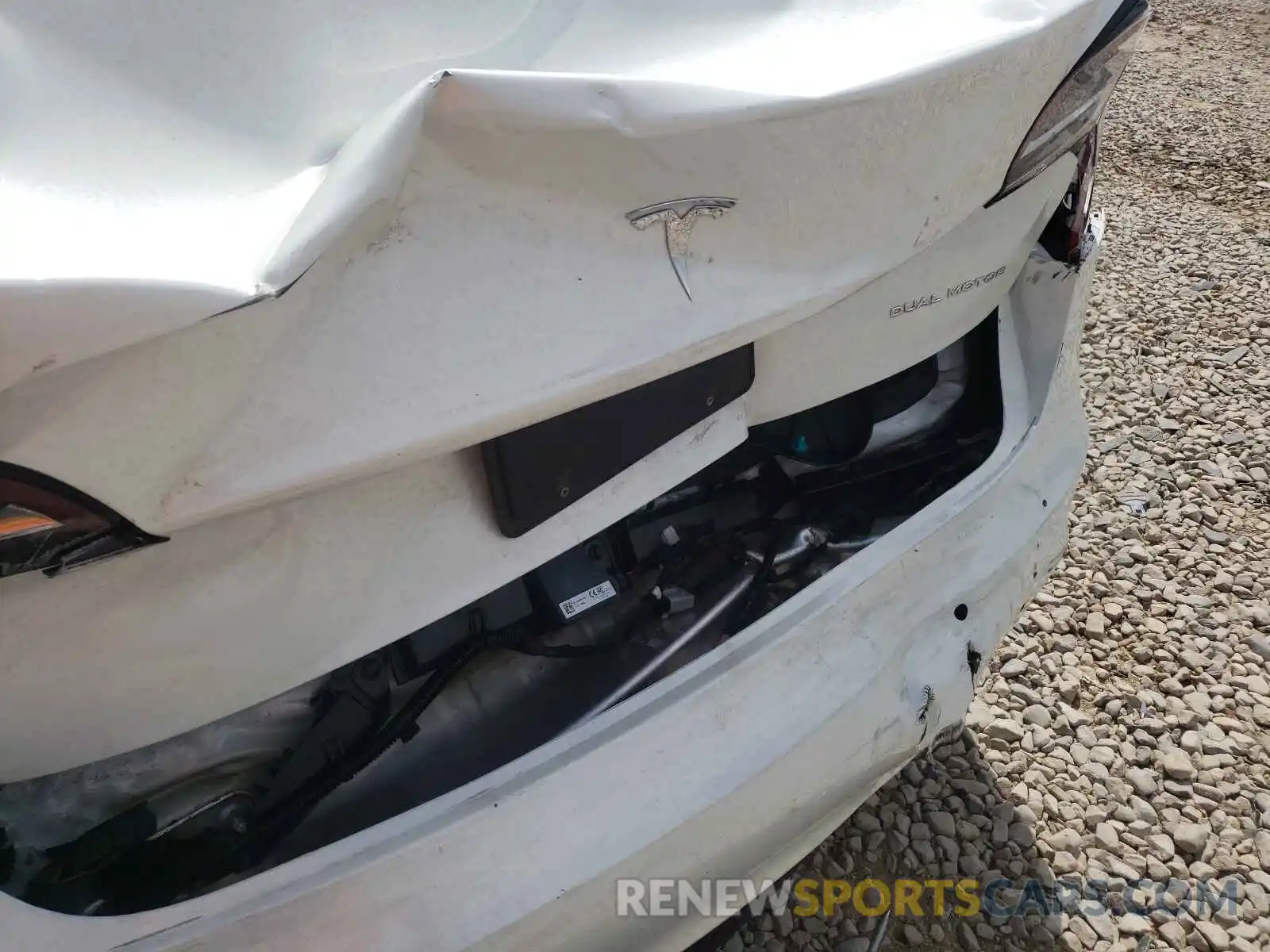 9 Photograph of a damaged car 5YJ3E1EB9LF622620 TESLA MODEL 3 2020